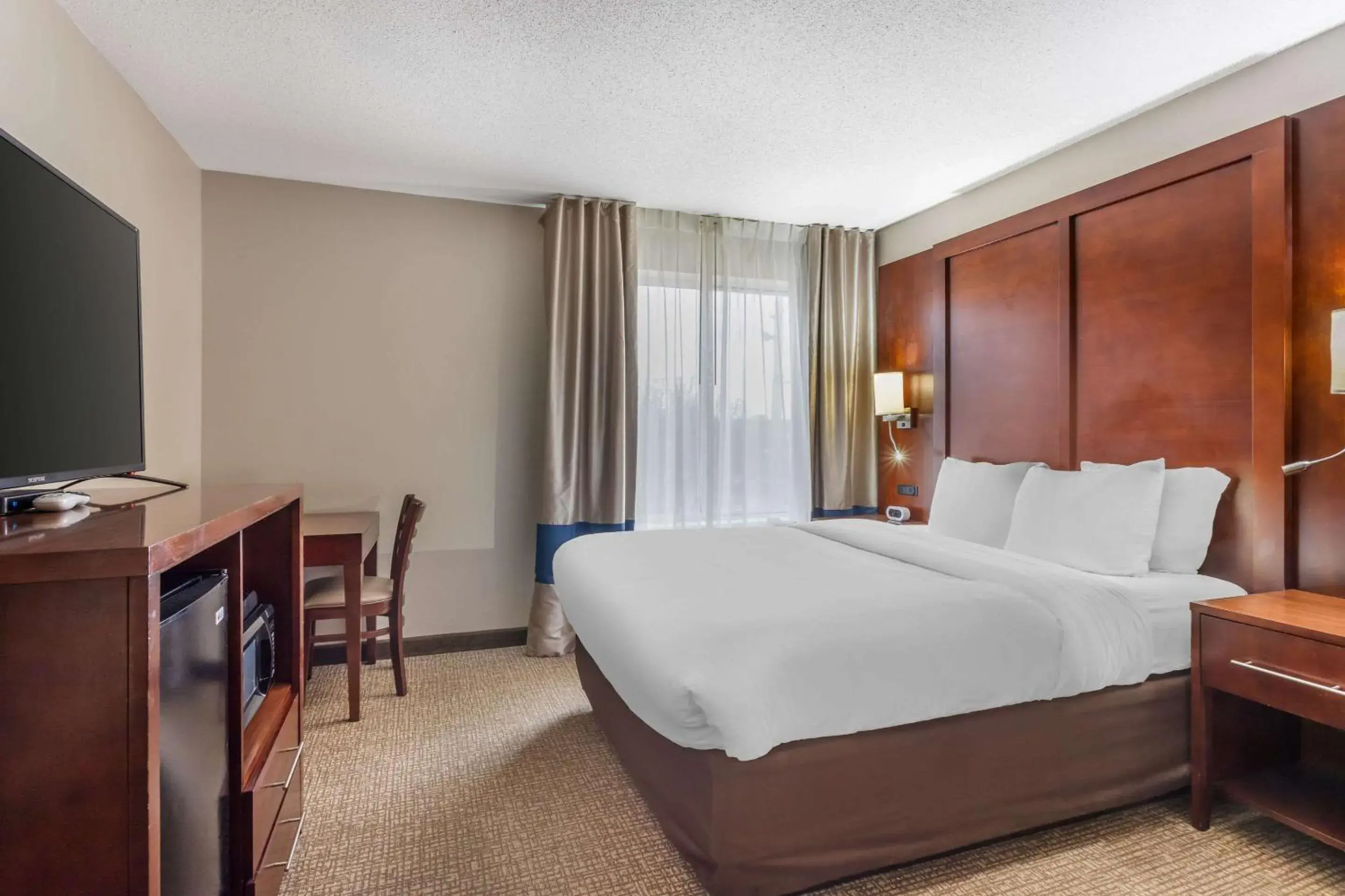 Bedroom, Bed in Comfort Inn & Suites Conway Bedroom, Bed in Comfort Inn & Suites Conway