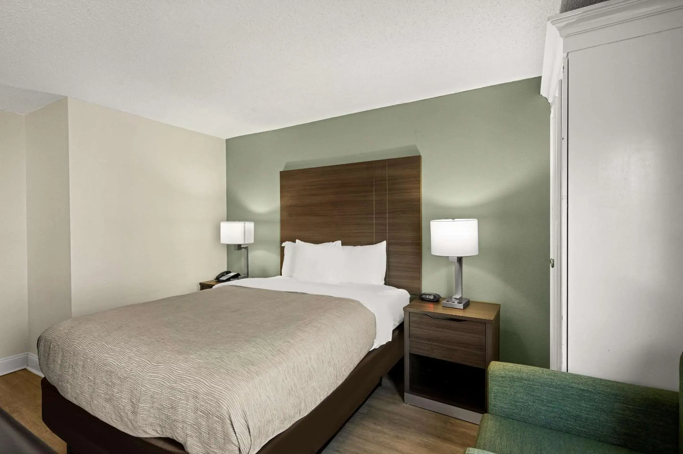 Bedroom, Bed in Quality Inn & Suites North Little Rock Bedroom, Bed in Quality Inn & Suites North Little Rock