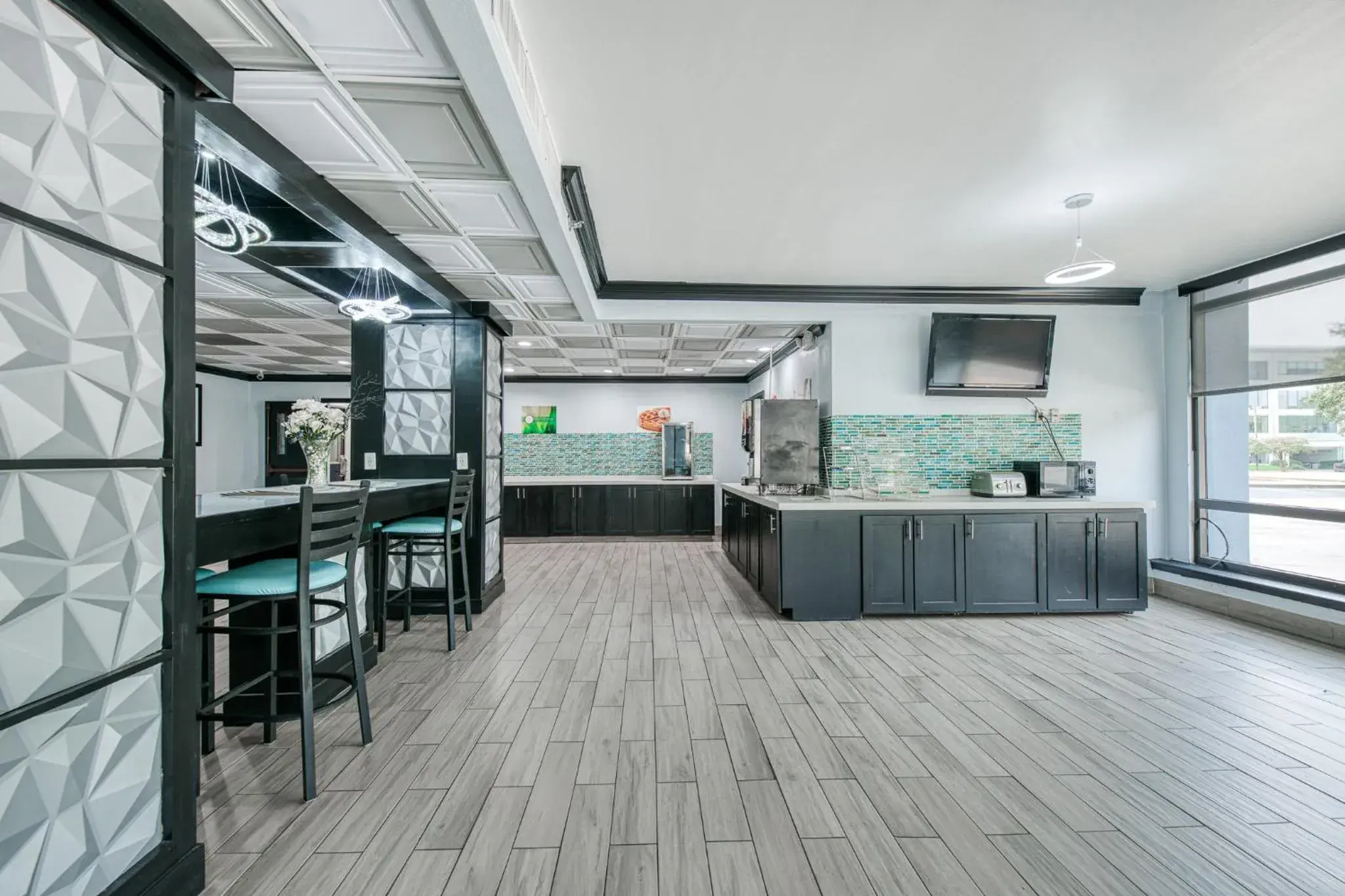 Breakfast in Quality Inn & Suites North Little Rock Breakfast in Quality Inn & Suites North Little Rock