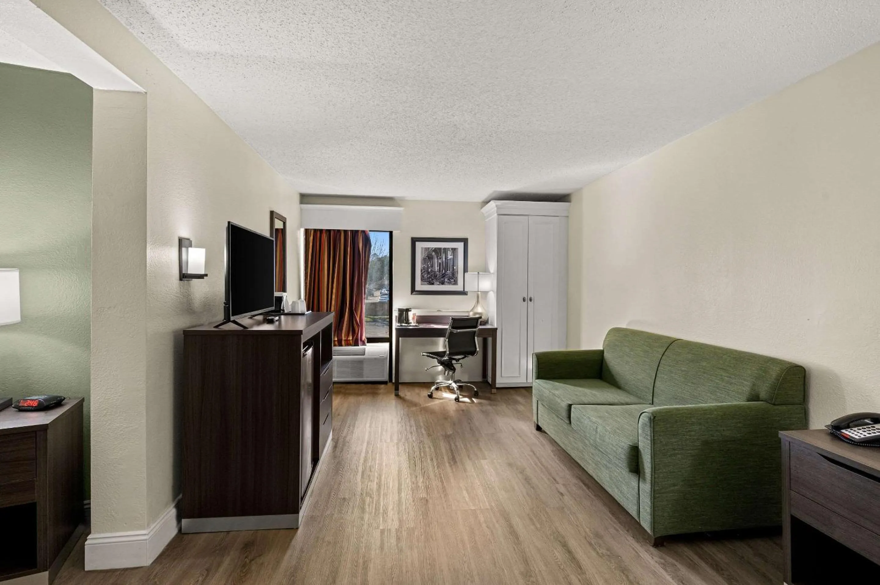 Bedroom in Quality Inn & Suites North Little Rock