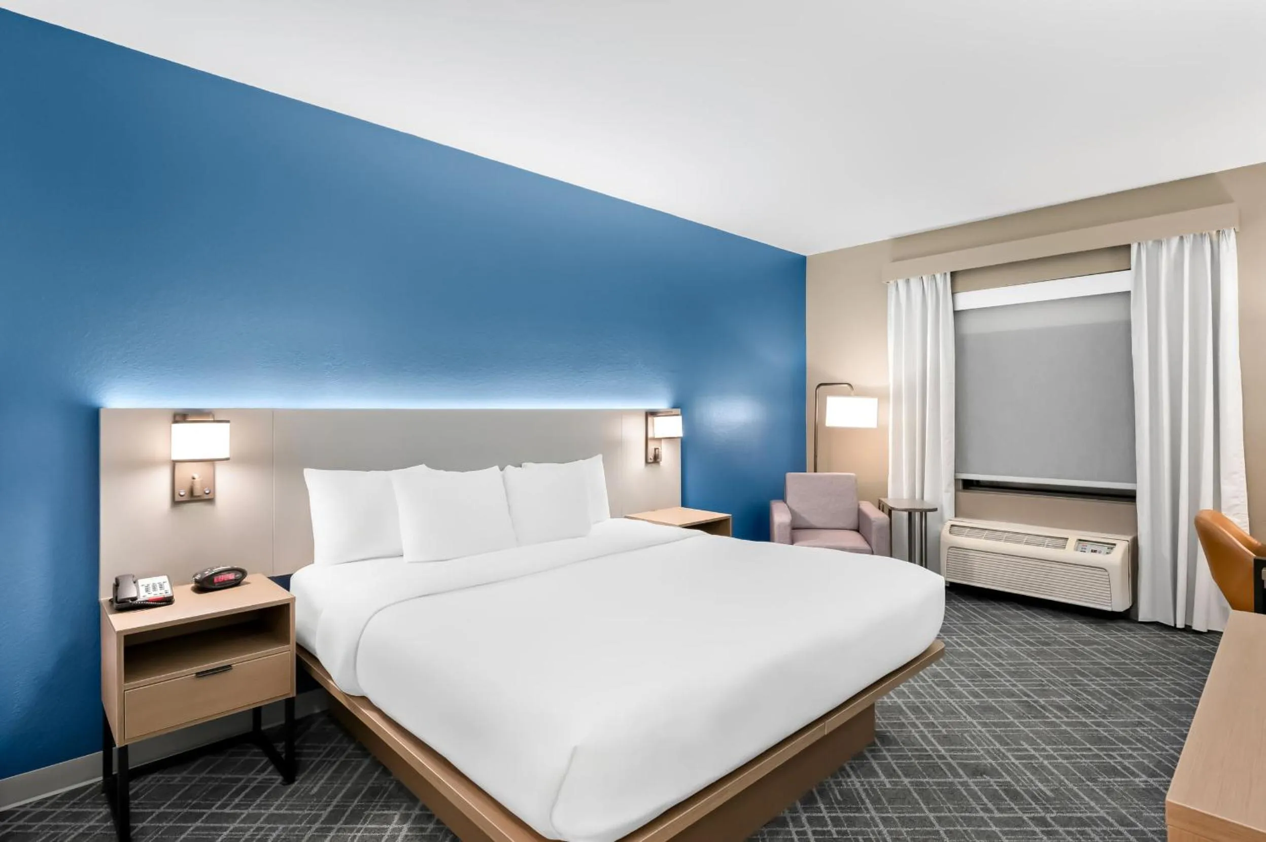 Bed in Comfort Inn & Suites Fort Smith I-540