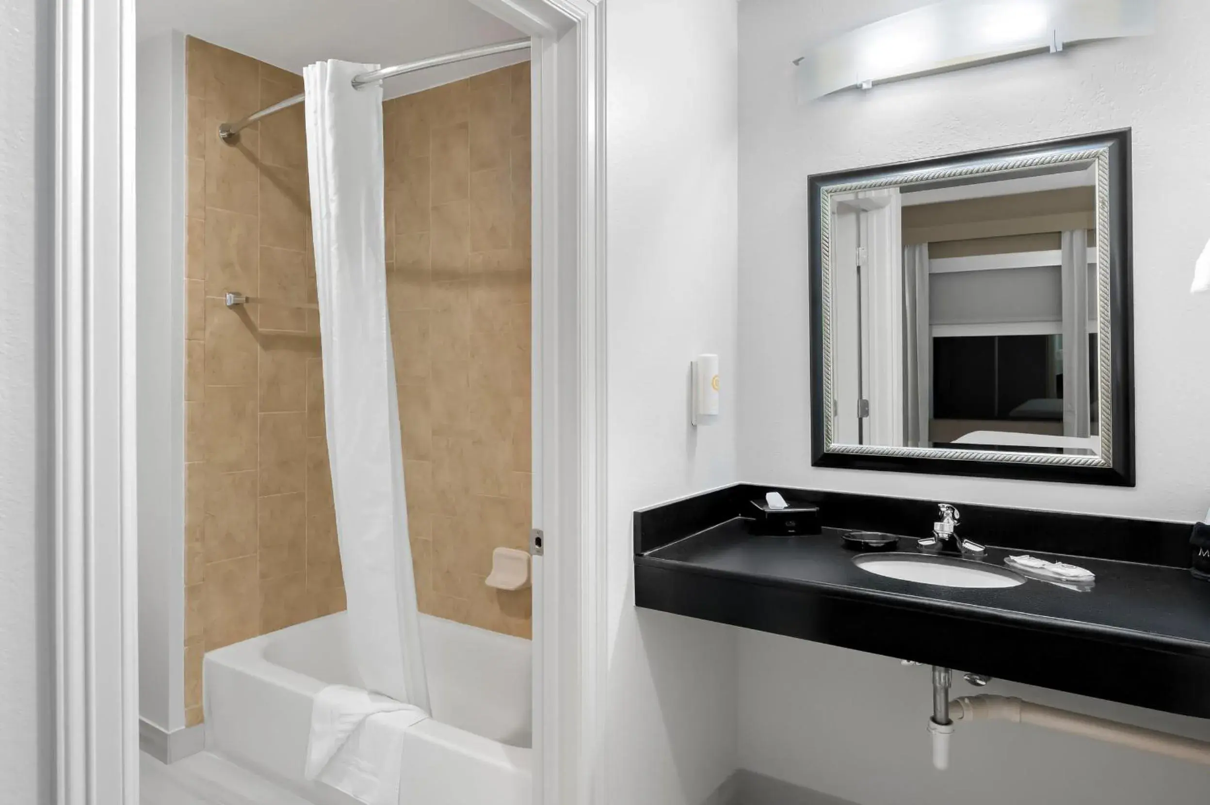 Queen Suite with Two Queen Beds - Non-Smoking in Comfort Inn & Suites Fort Smith I-540 Queen Suite with Two Queen Beds - Non-Smoking in Comfort Inn & Suites Fort Smith I-540