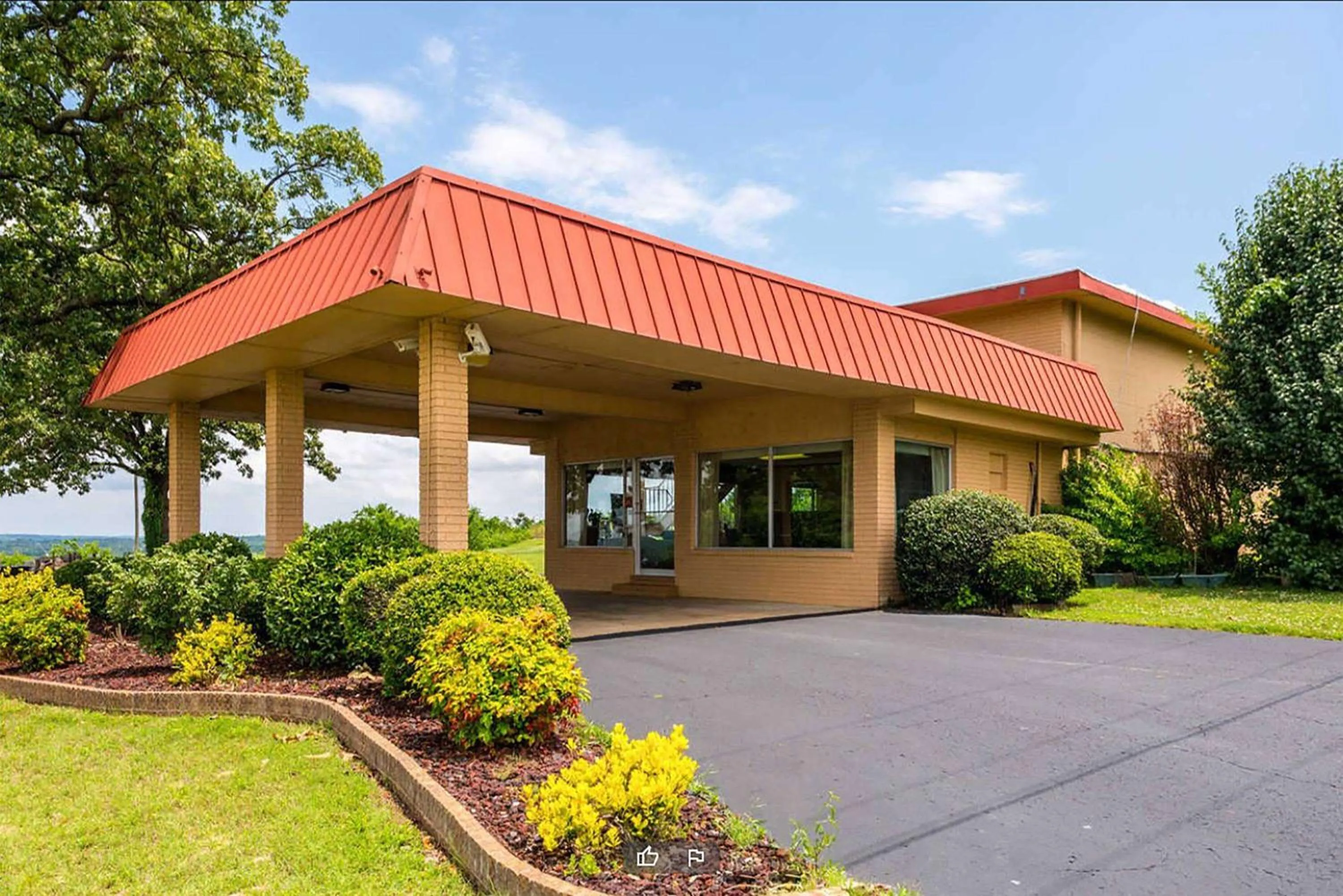 Days-Inn by Wyndham Batesville AR