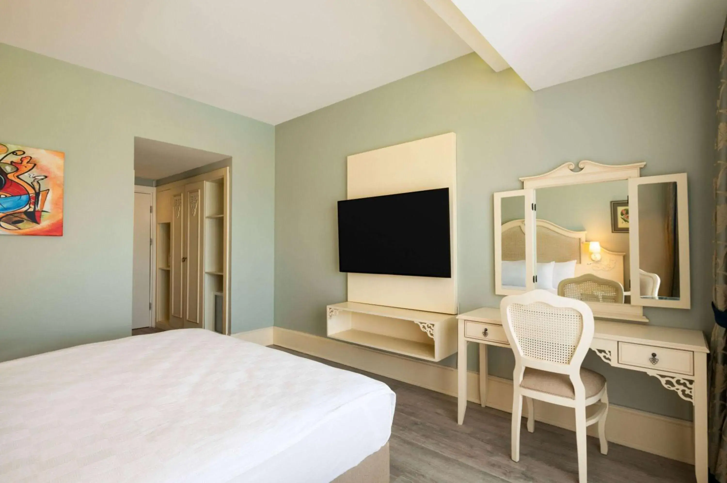 Photo of the whole room, Bed in Dolce by Wyndham Cesme Alacati Photo of the whole room, Bed in Dolce by Wyndham Cesme Alacati