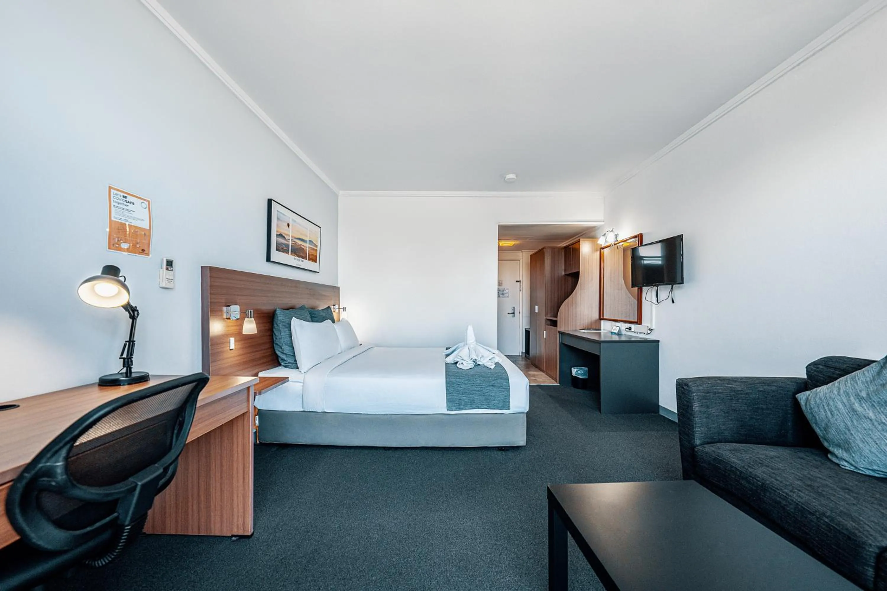 Bed in The Select Inn Ryde