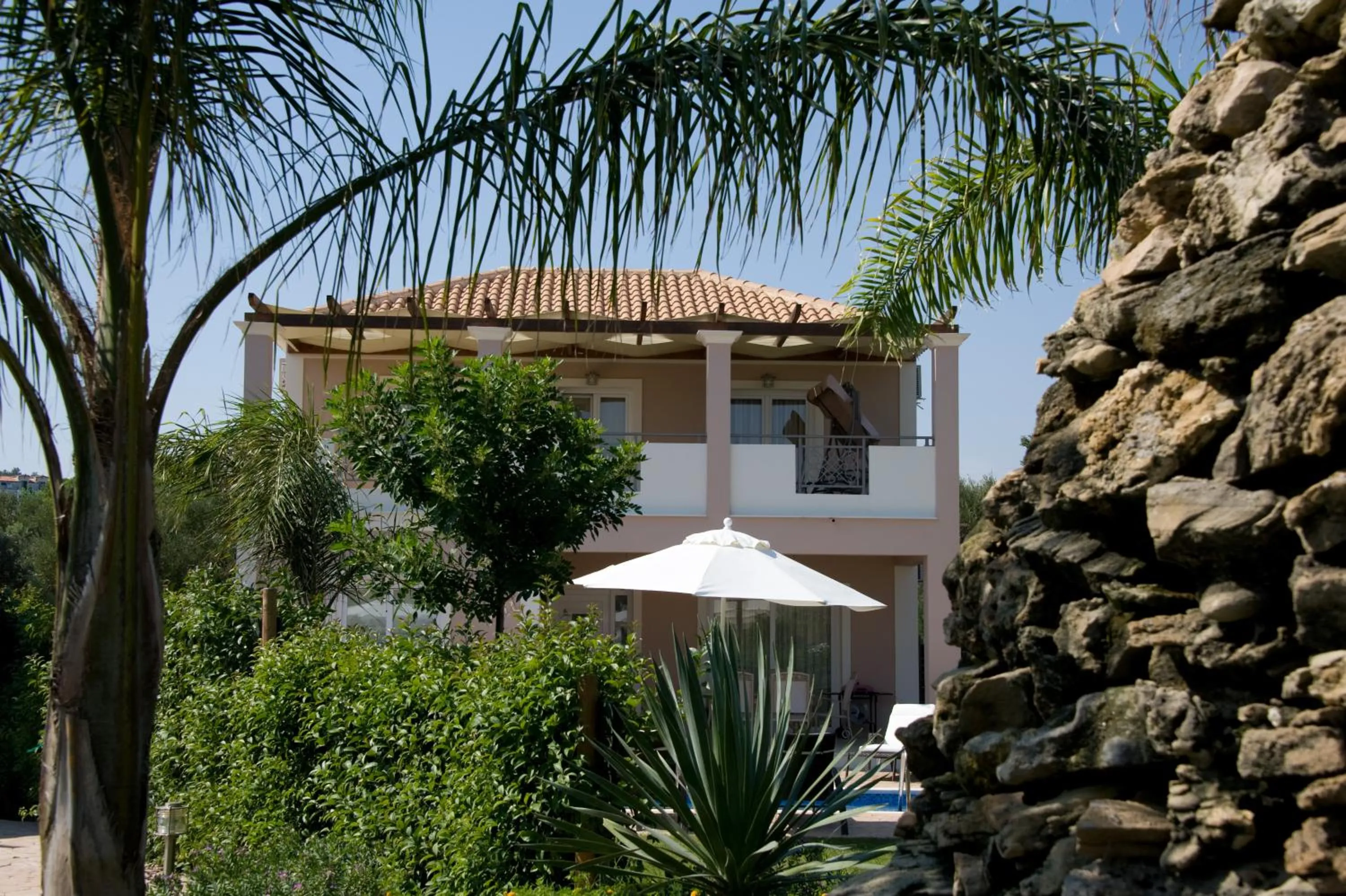 Property building in Mamfredas Luxury Resort