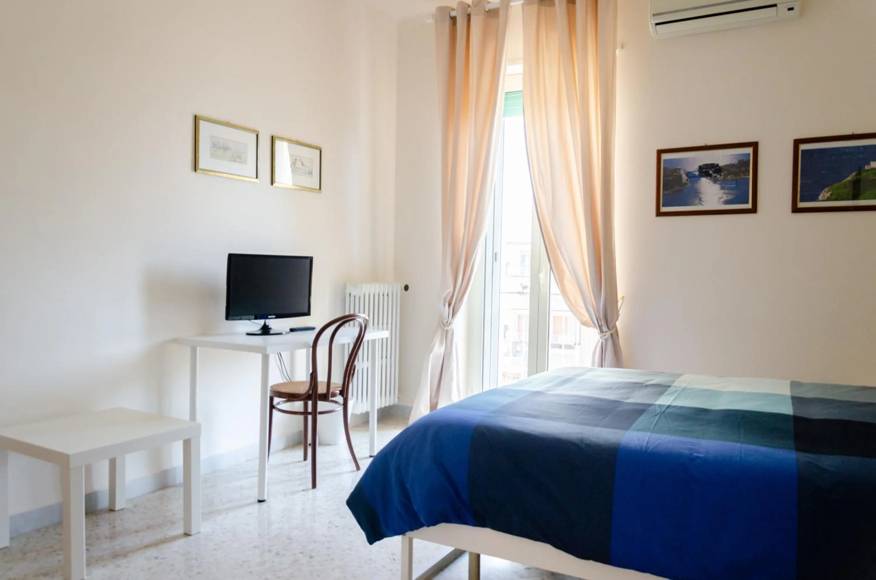 TV and multimedia, Bed in Casa Gentile Carducci