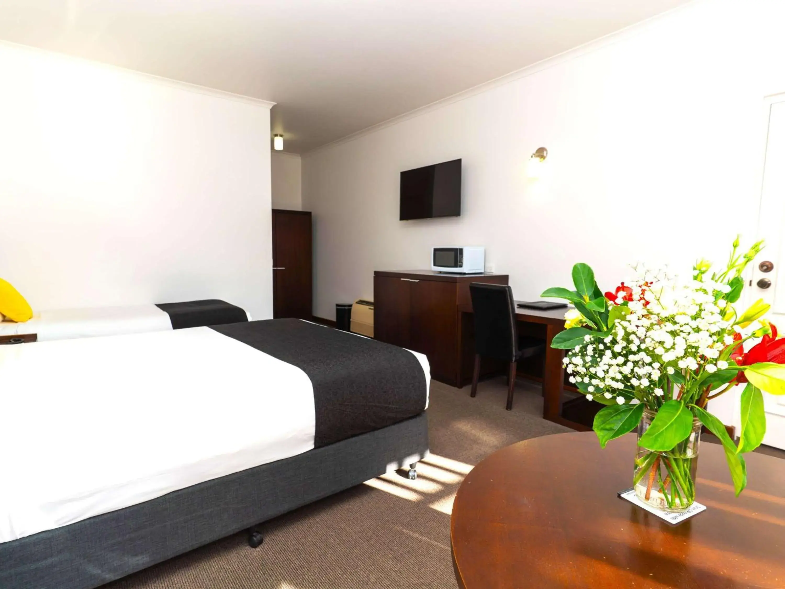 Bedroom, Bed in Mercure Port of Echuca Bedroom, Bed in Mercure Port of Echuca