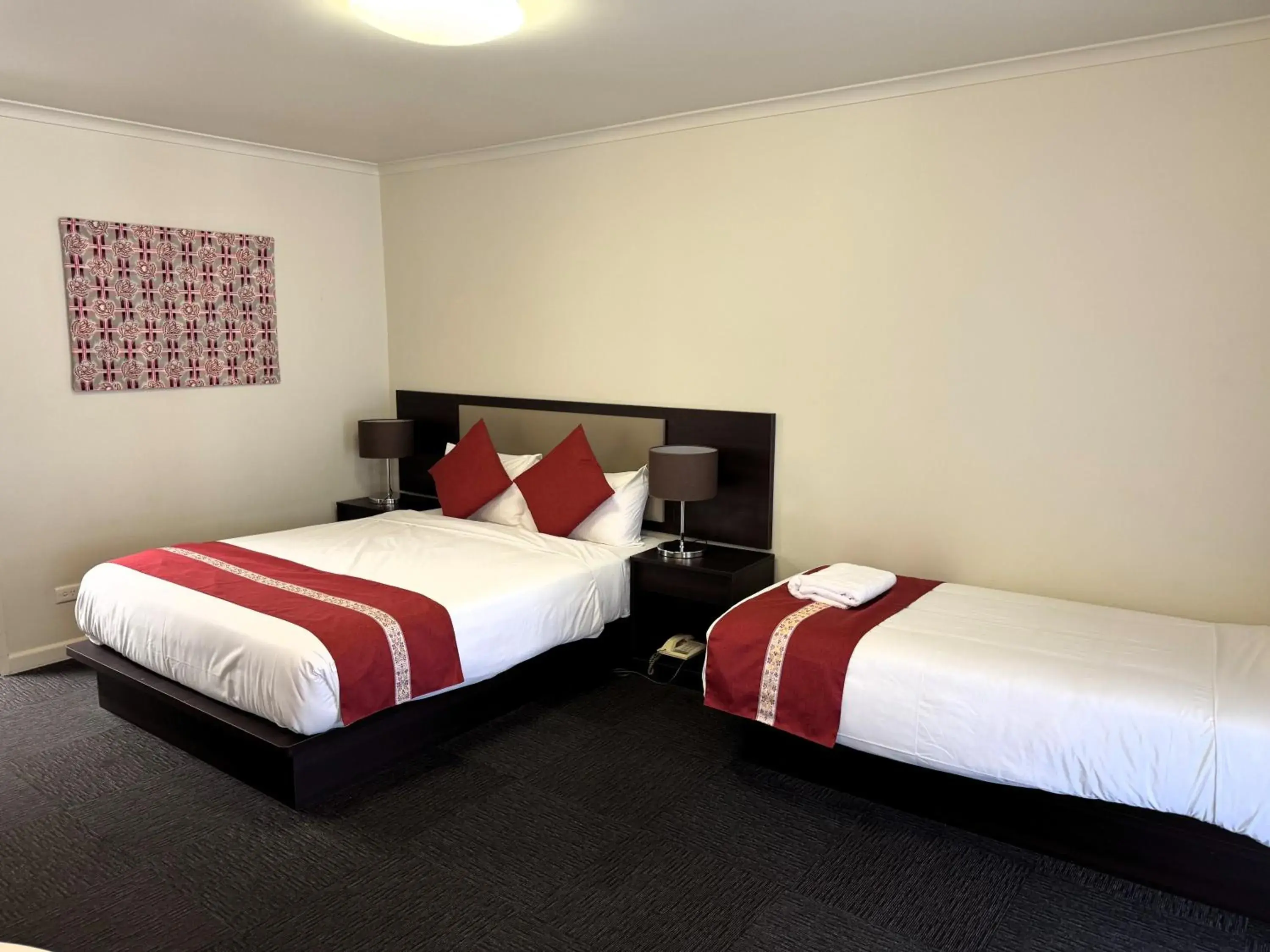 Bed in Botanical Hamilton Bed in Botanical Hamilton