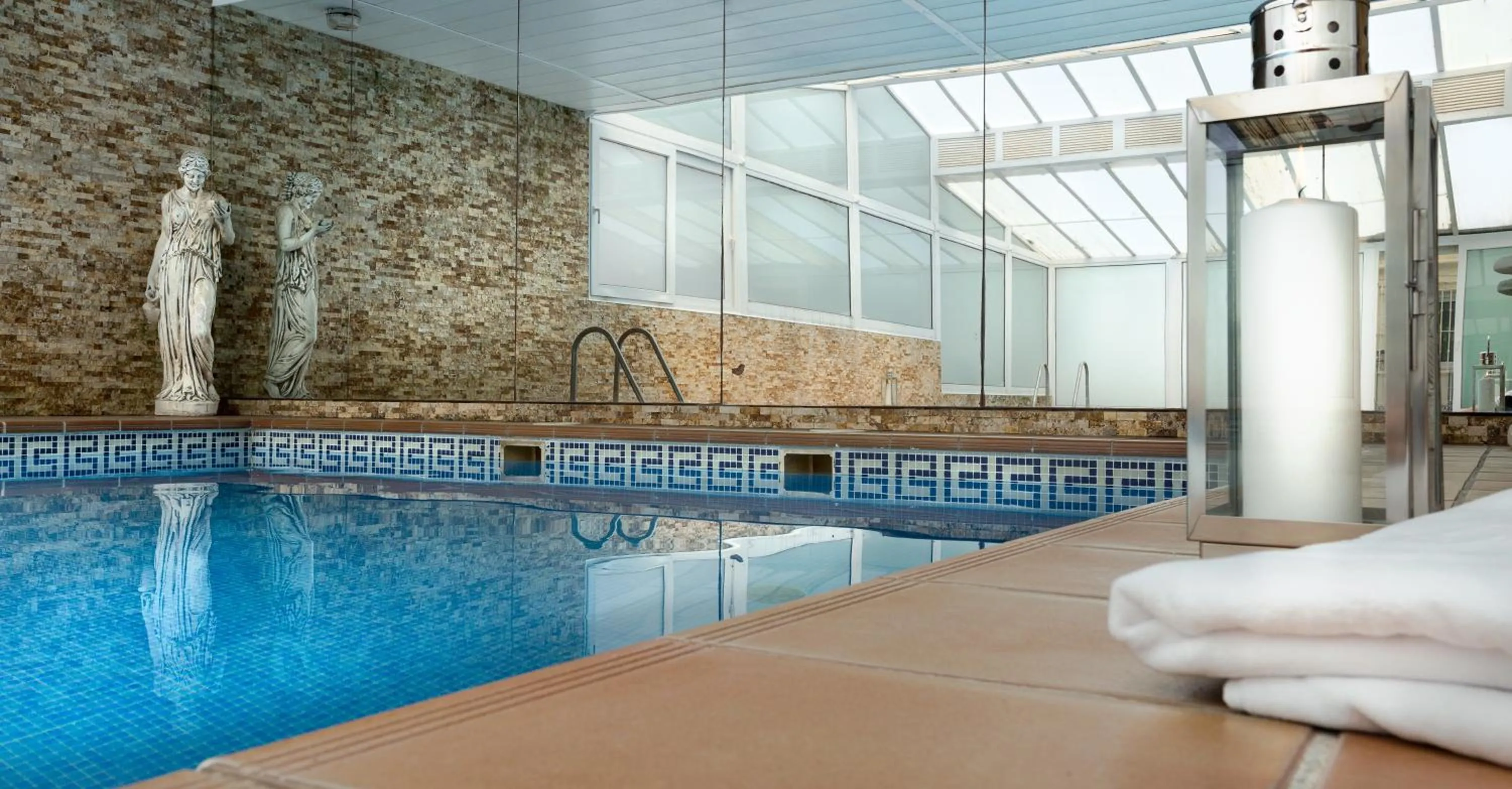 Day in Hotel Izán Cavanna