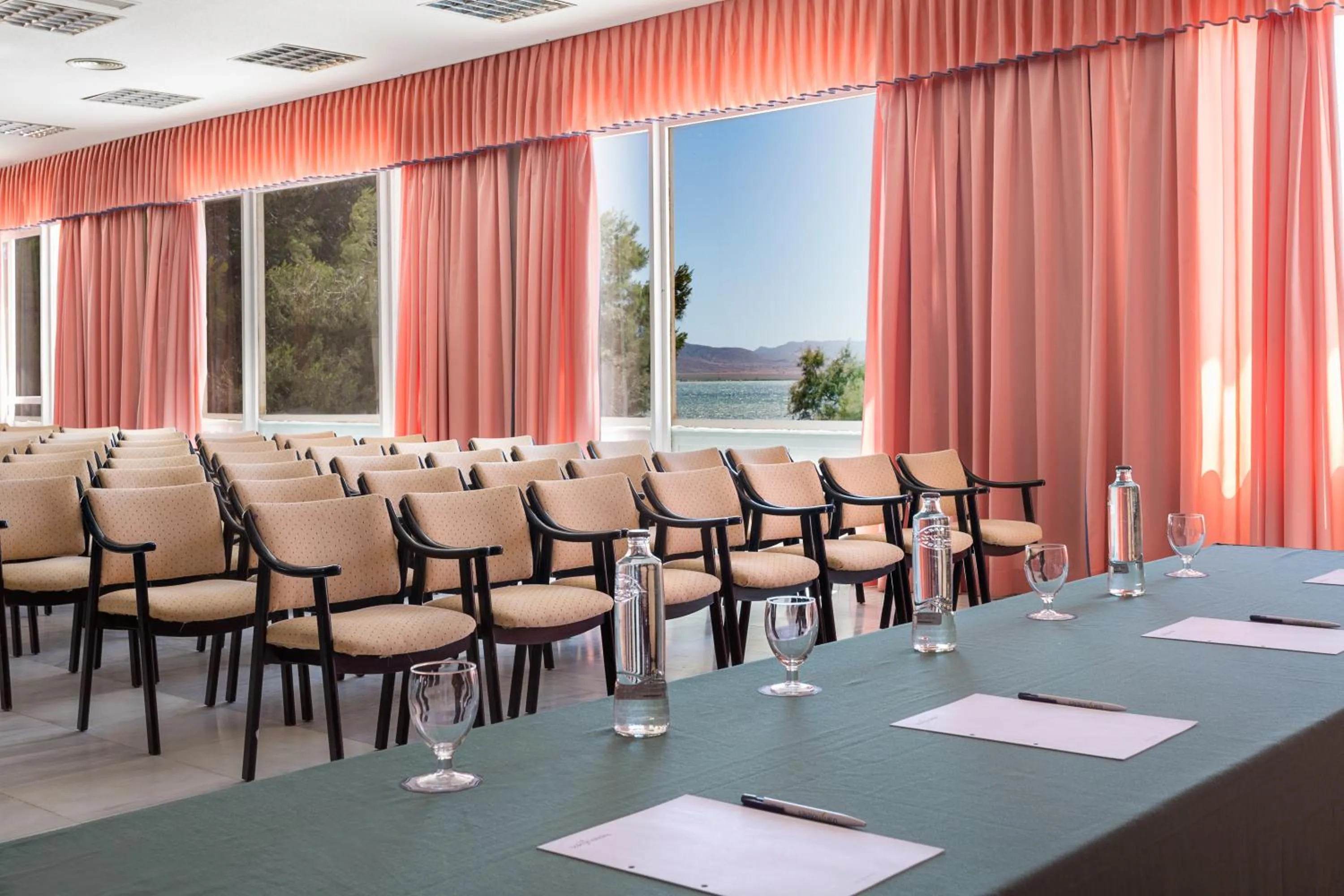 Day in Hotel Izán Cavanna