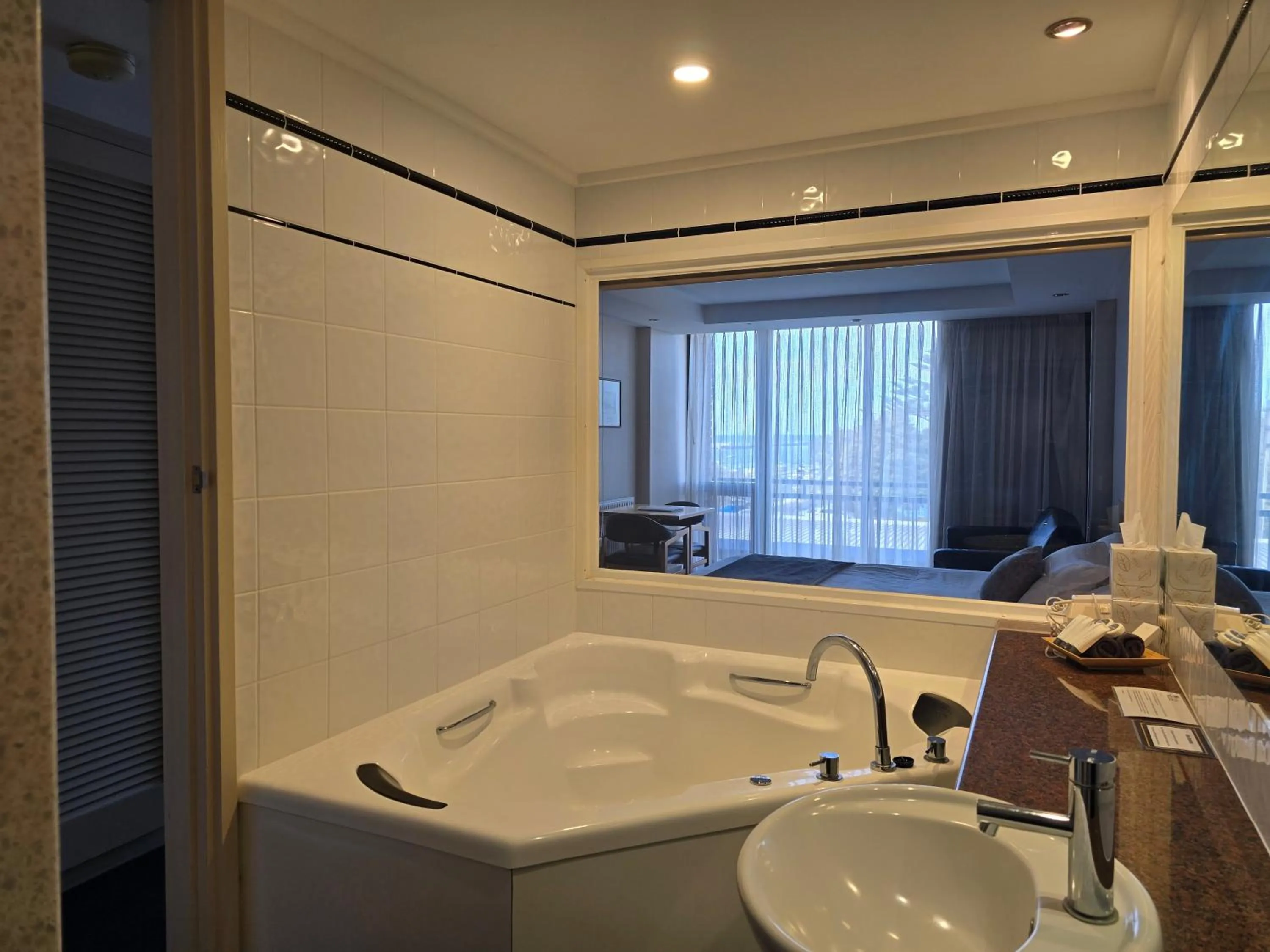 Richmond Henty Hotel