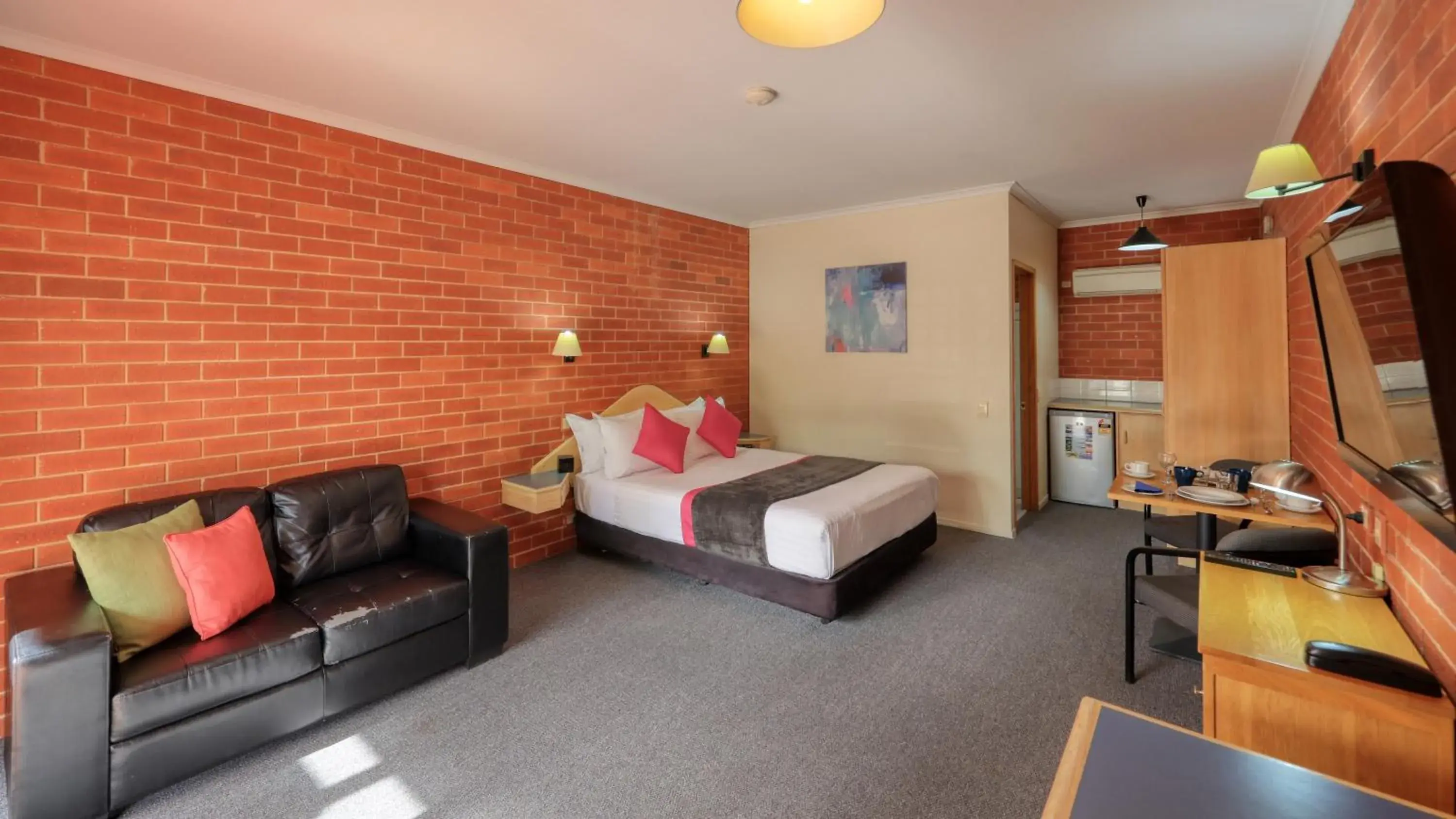 Photo of the whole room, Bed in Comfort Inn Lady Augusta Photo of the whole room, Bed in Comfort Inn Lady Augusta