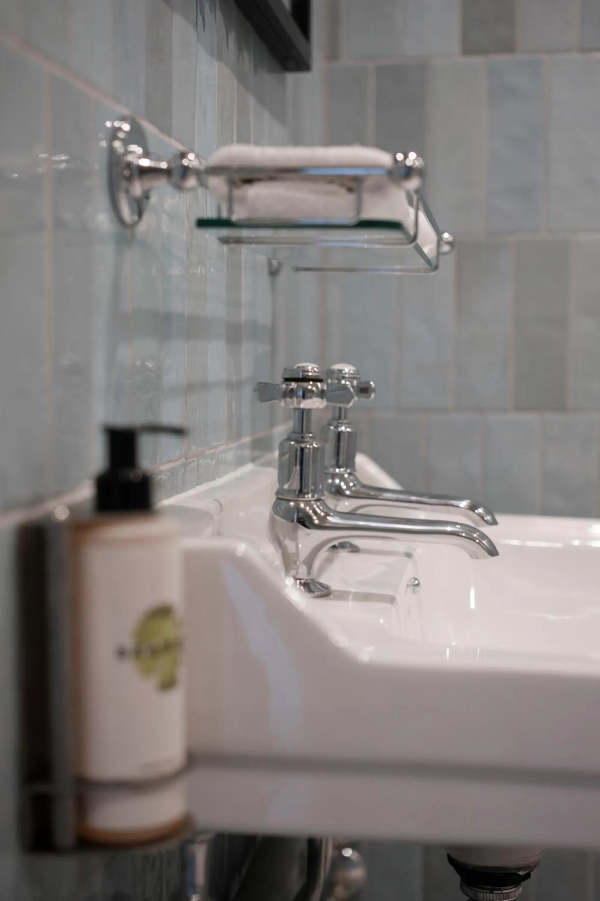 Bathroom in The Pilgrim Inn