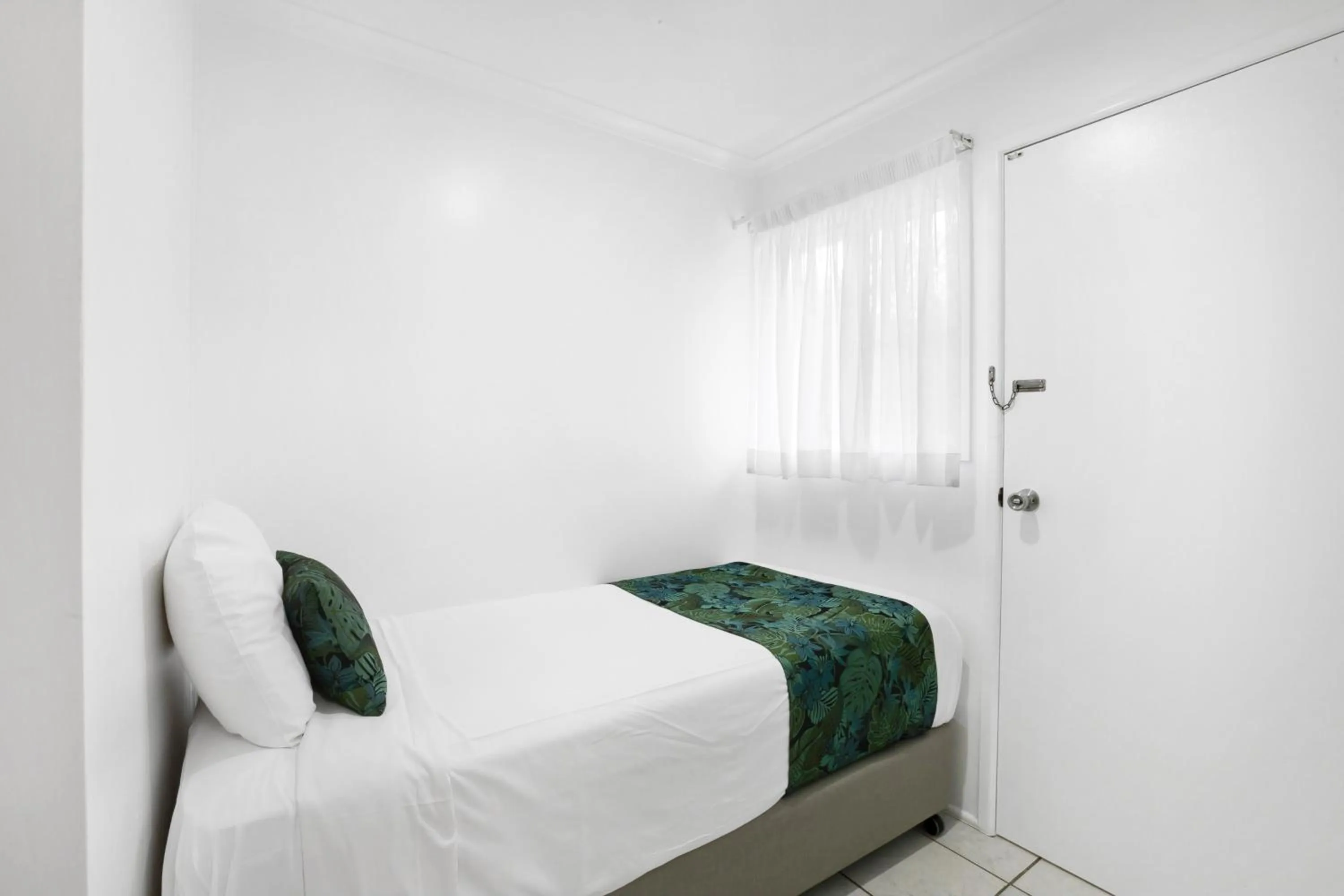 Bed in Comfort Resort Blue Pacific