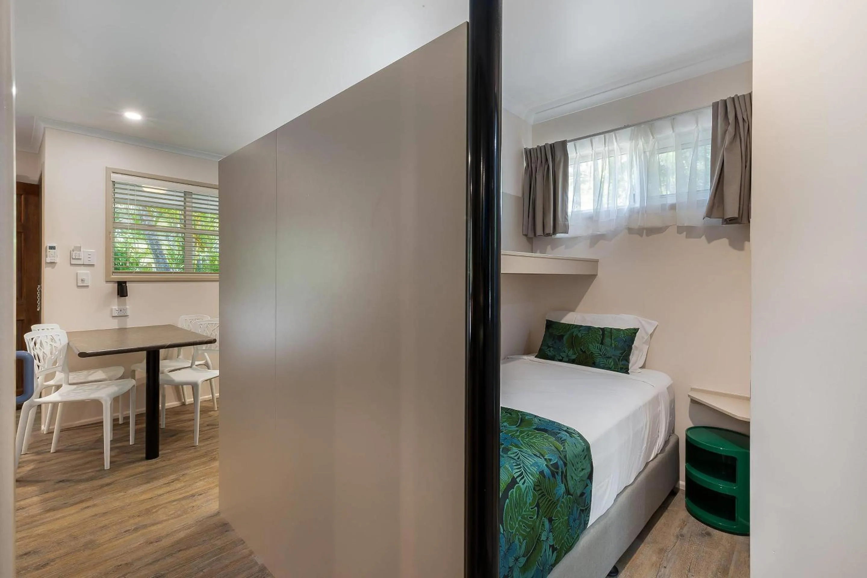 Bedroom, Bed in Comfort Resort Blue Pacific