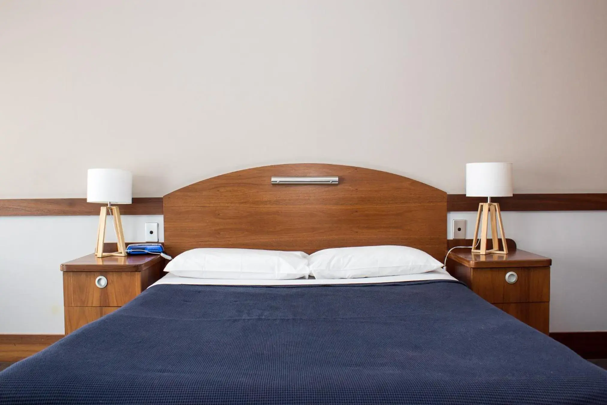 Bed in Highlander Hotel Bar Kitchen Rooftop Bed in Highlander Hotel Bar Kitchen Rooftop