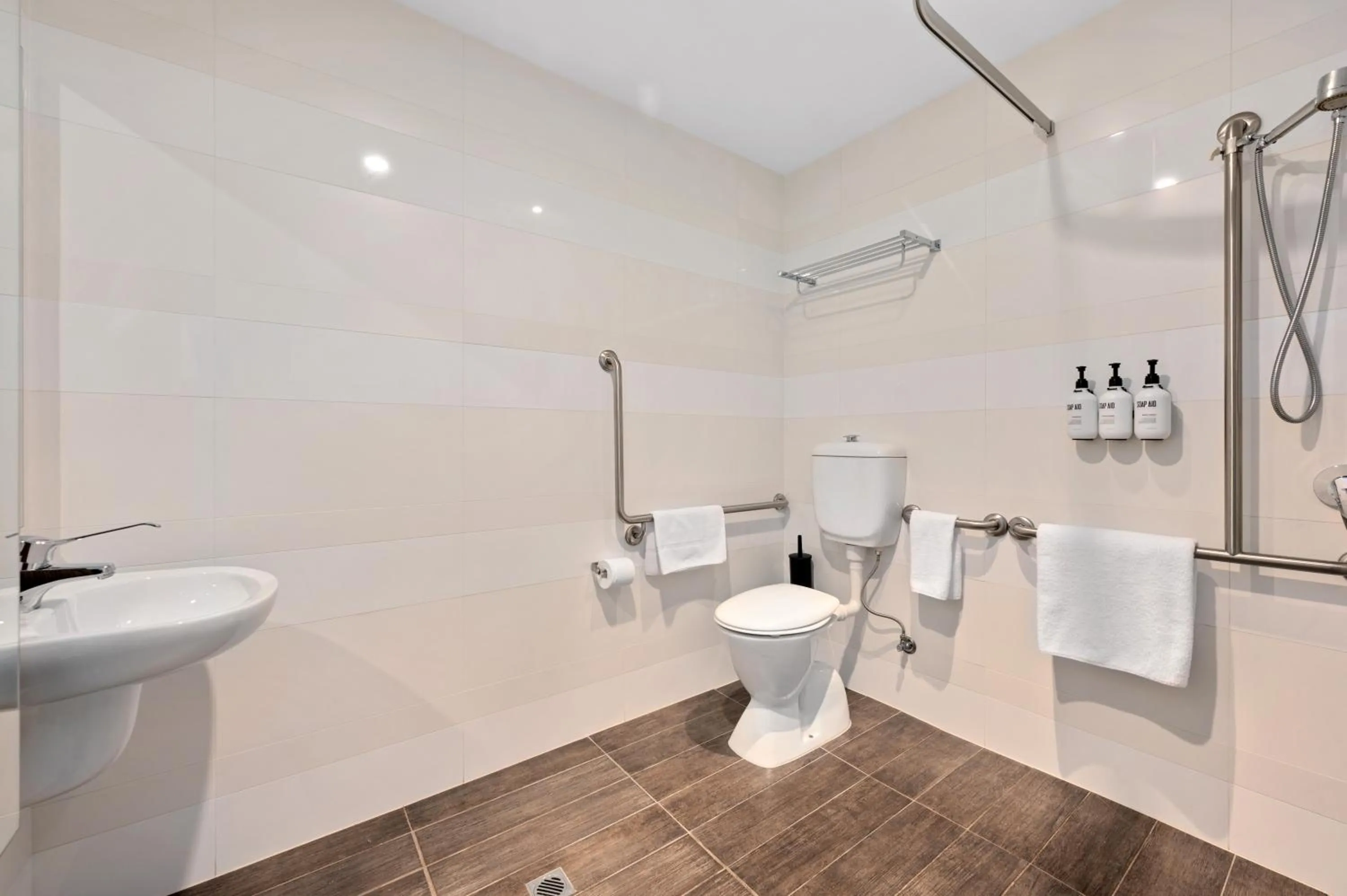 acessibility in Quality Hotel Taylors Lakes