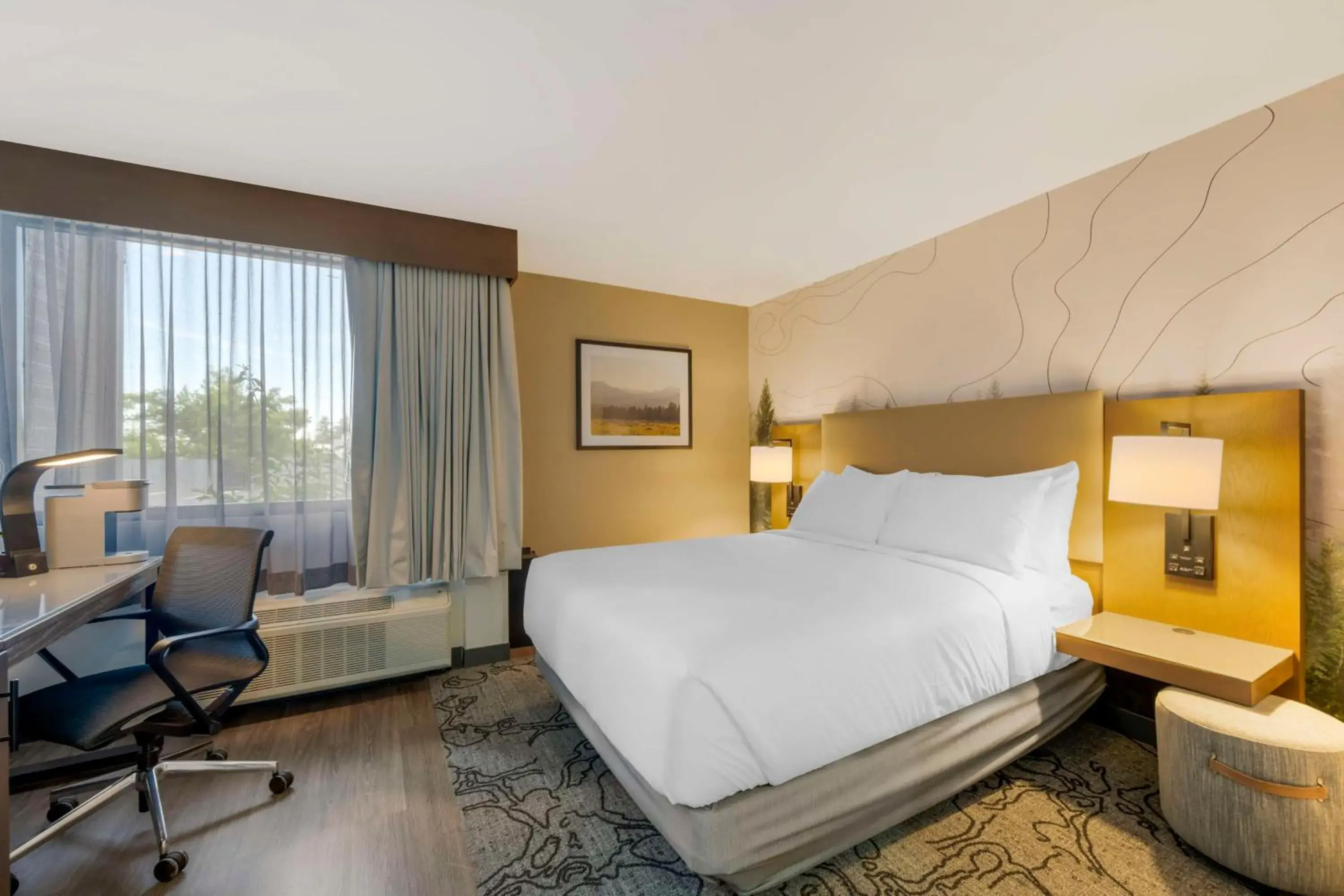 Bedroom, Bed in Aiden by Best Western Flagstaff Bedroom, Bed in Aiden by Best Western Flagstaff