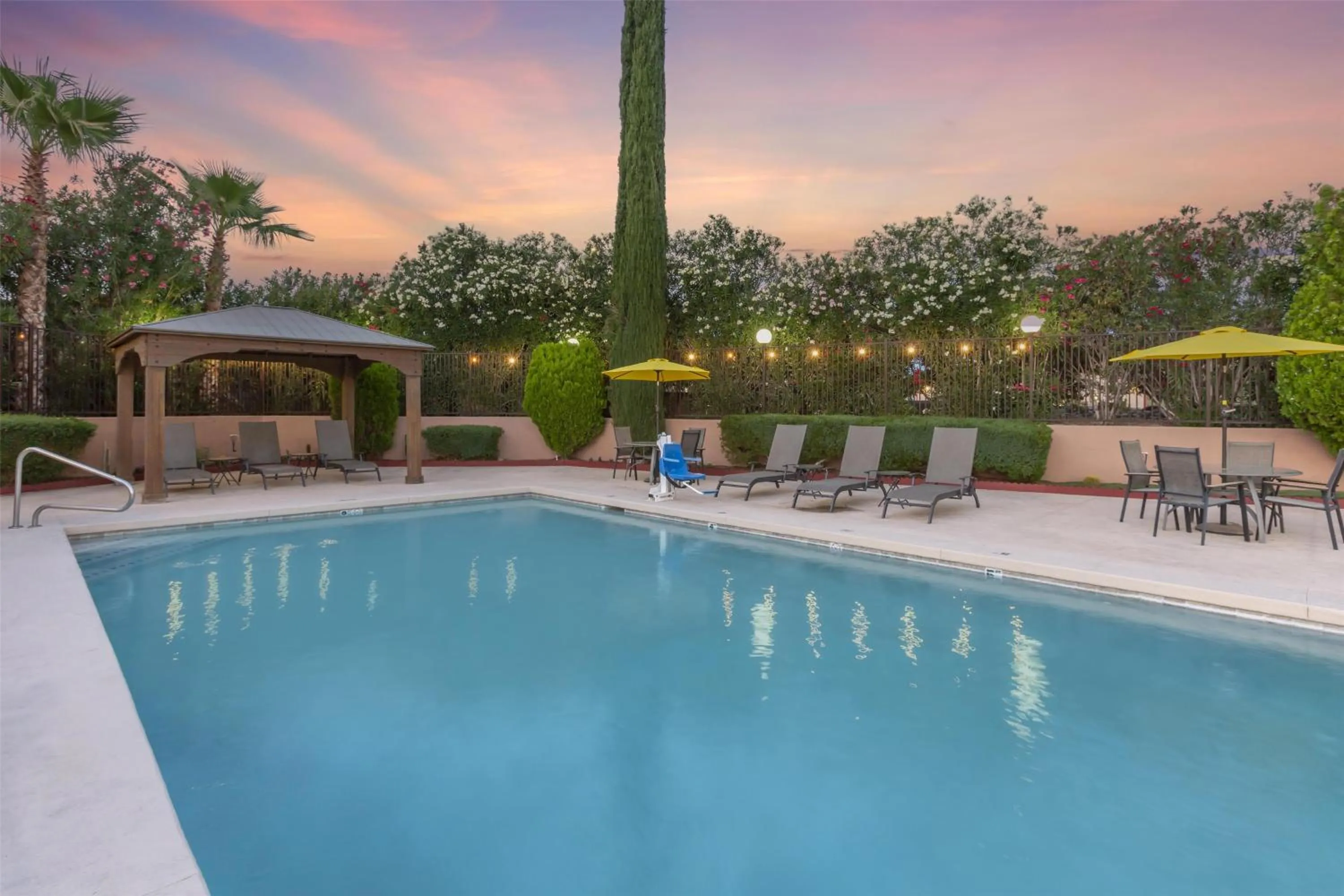 Pool view in Best Western Copper Hills Inn