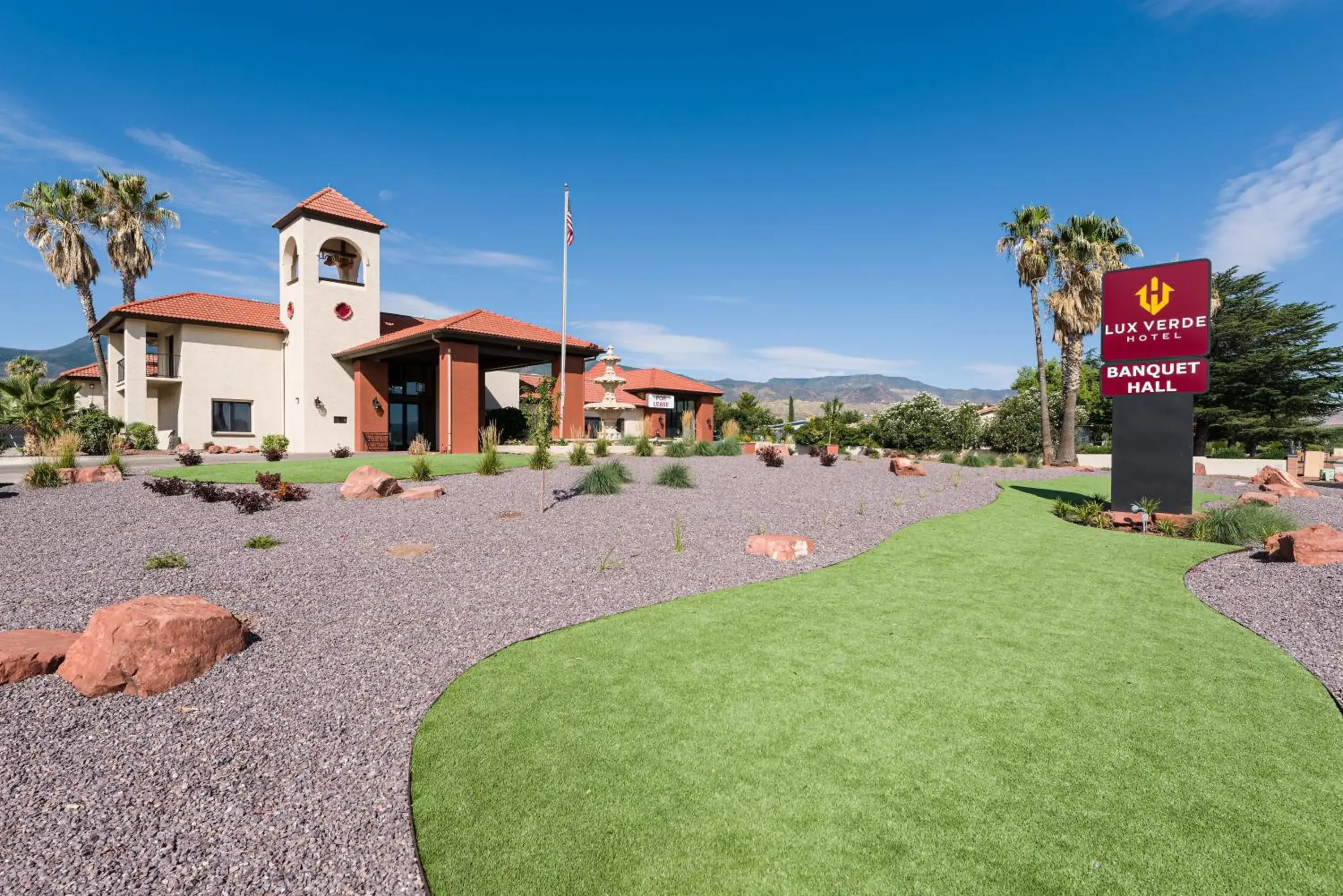 Facade/entrance in Lux Verde Hotel Facade/entrance in Lux Verde Hotel