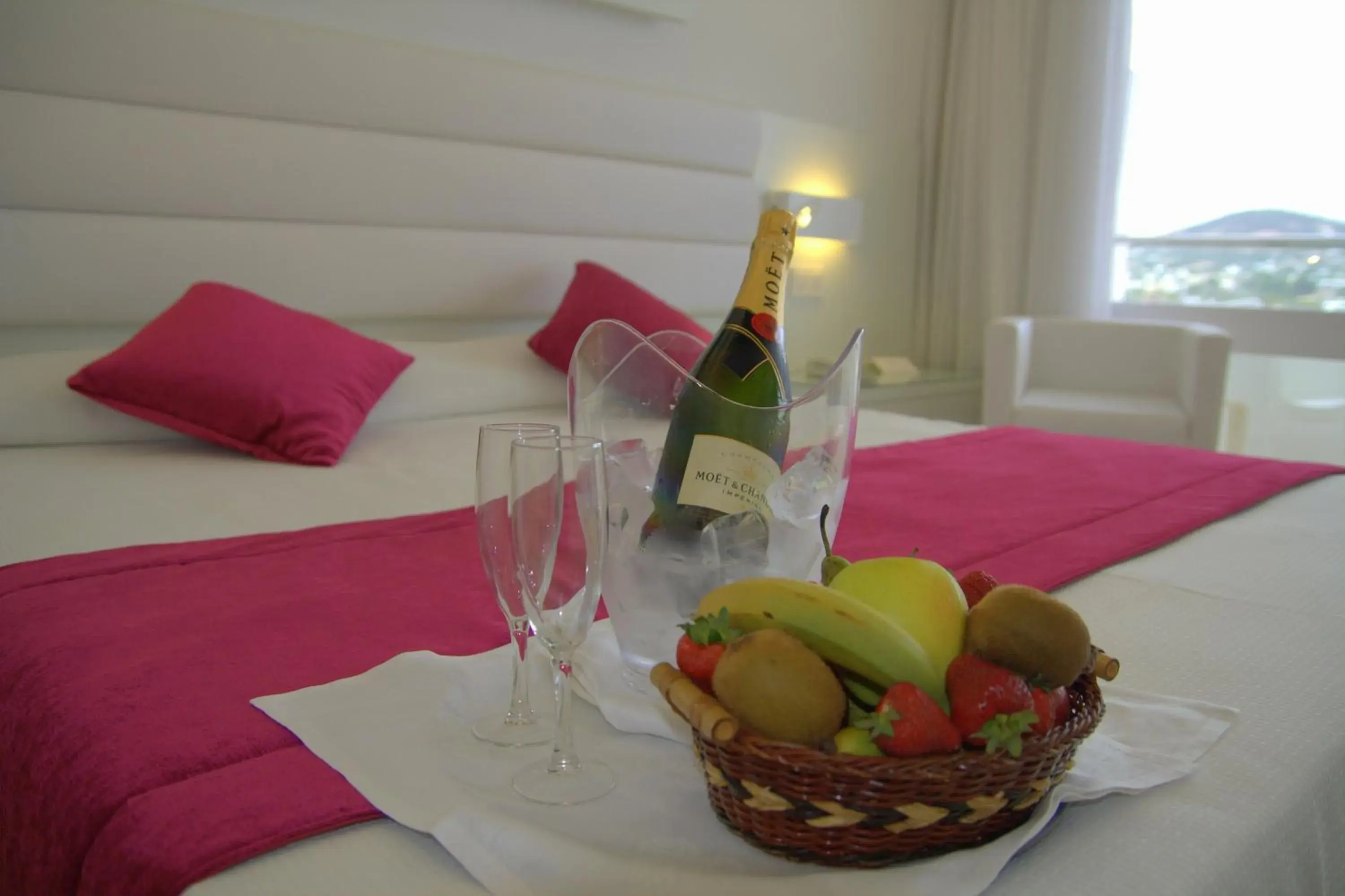 Food and drinks, Bed in Hotel Argos Ibiza Food and drinks, Bed in Hotel Argos Ibiza