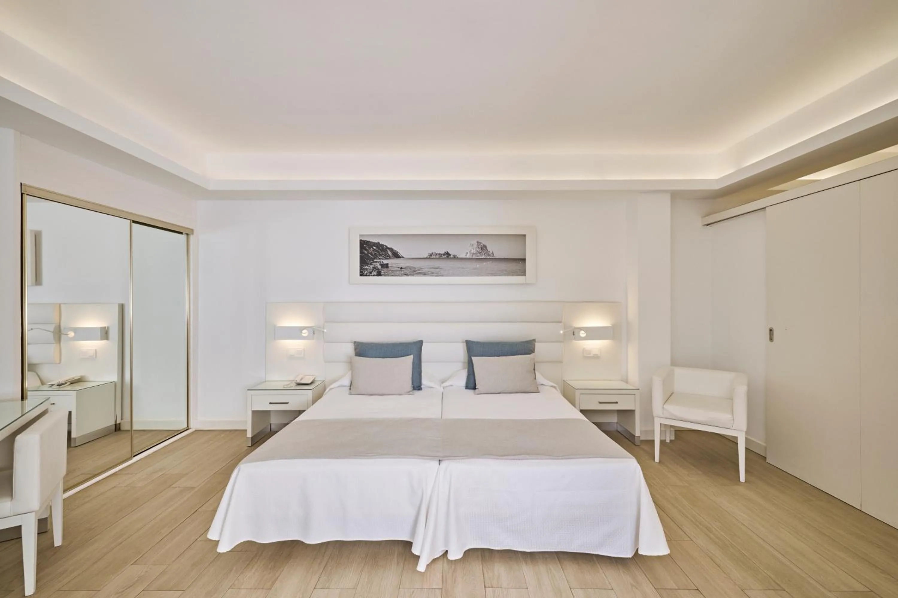 Bed in Hotel Argos Ibiza