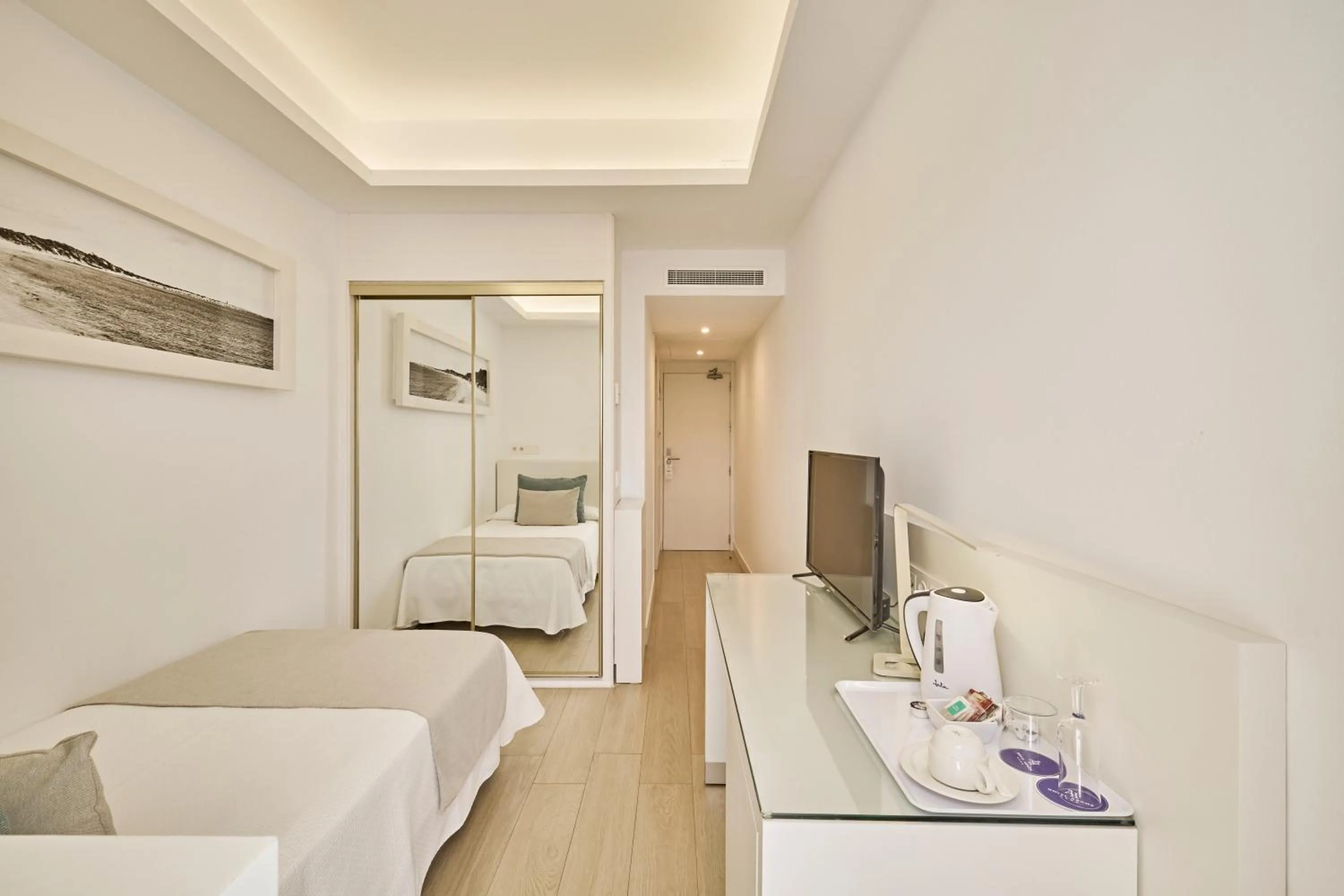 Bed in Hotel Argos Ibiza