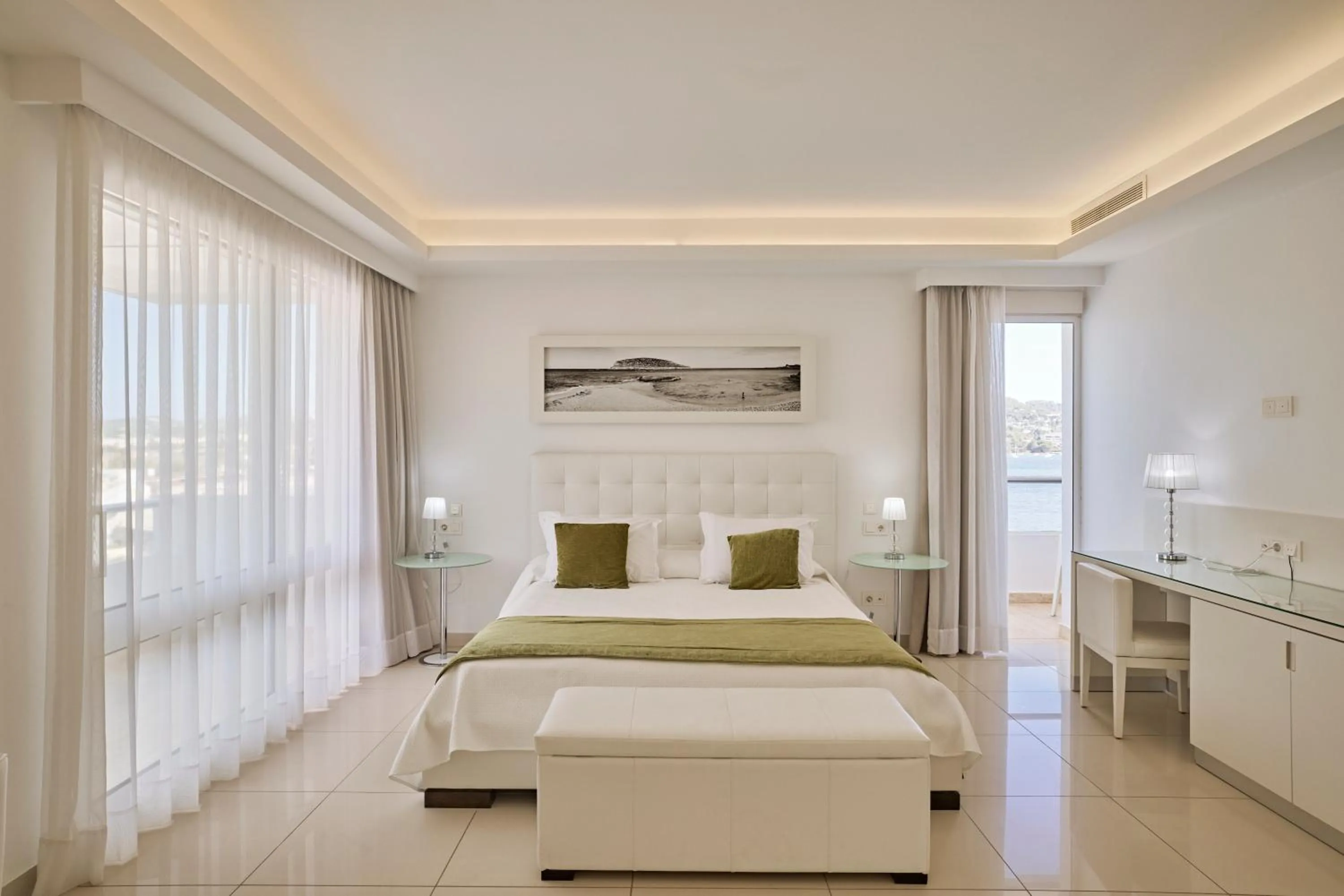 Bed in Hotel Argos Ibiza