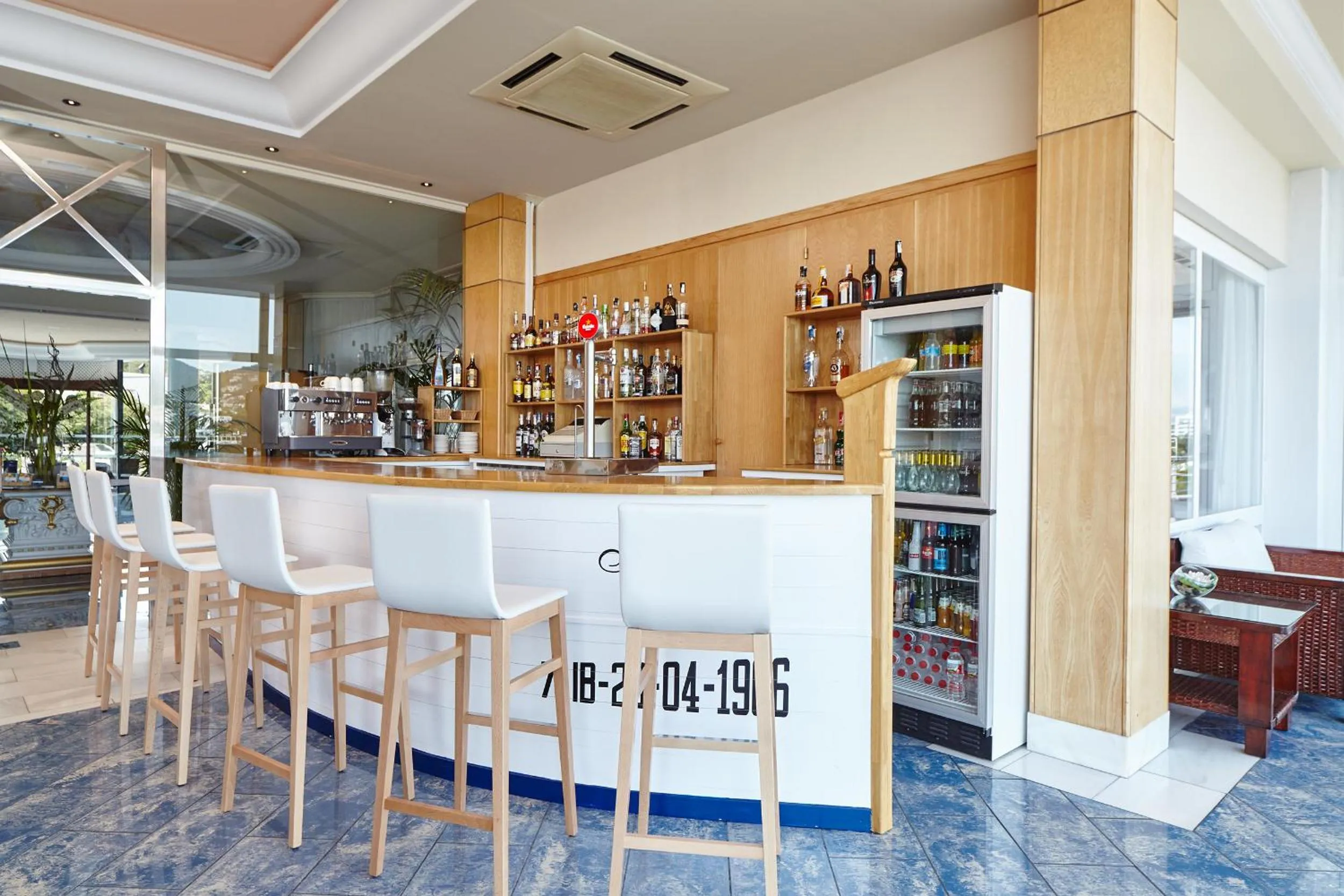 Lounge or bar in Hotel Argos Ibiza