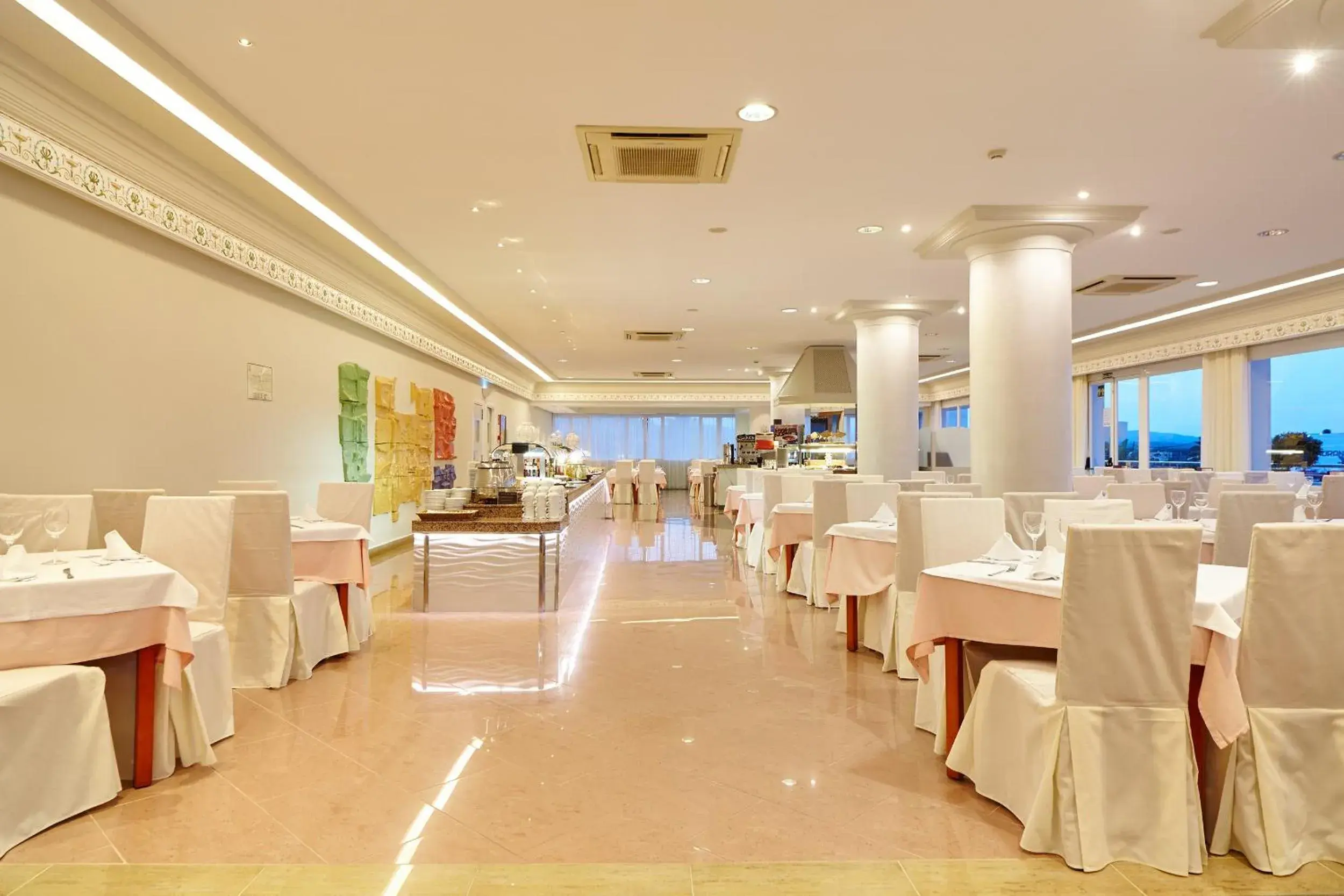 Restaurant/places to eat in Hotel Argos Ibiza Restaurant/places to eat in Hotel Argos Ibiza