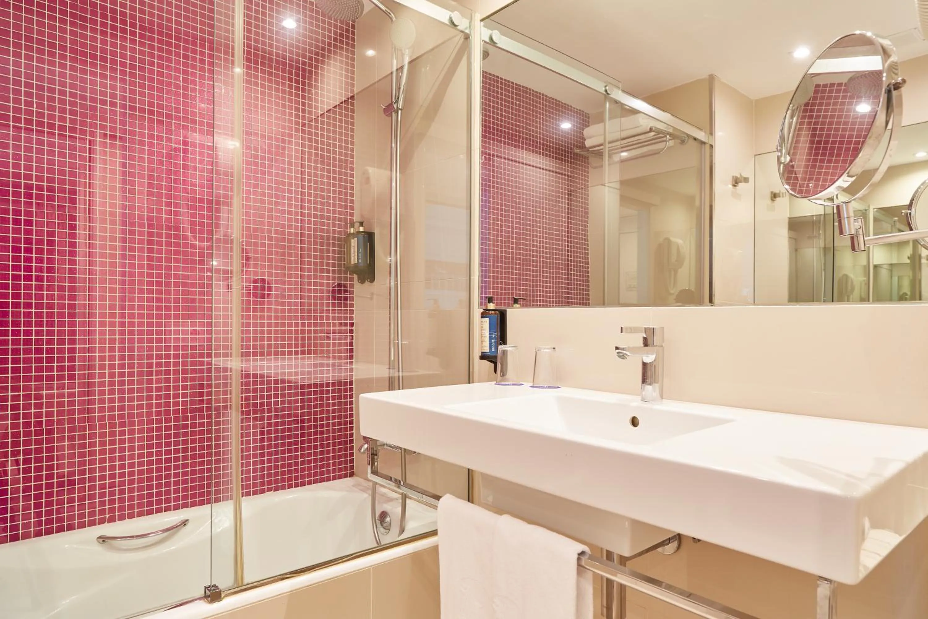 Bathroom in Hotel Argos Ibiza