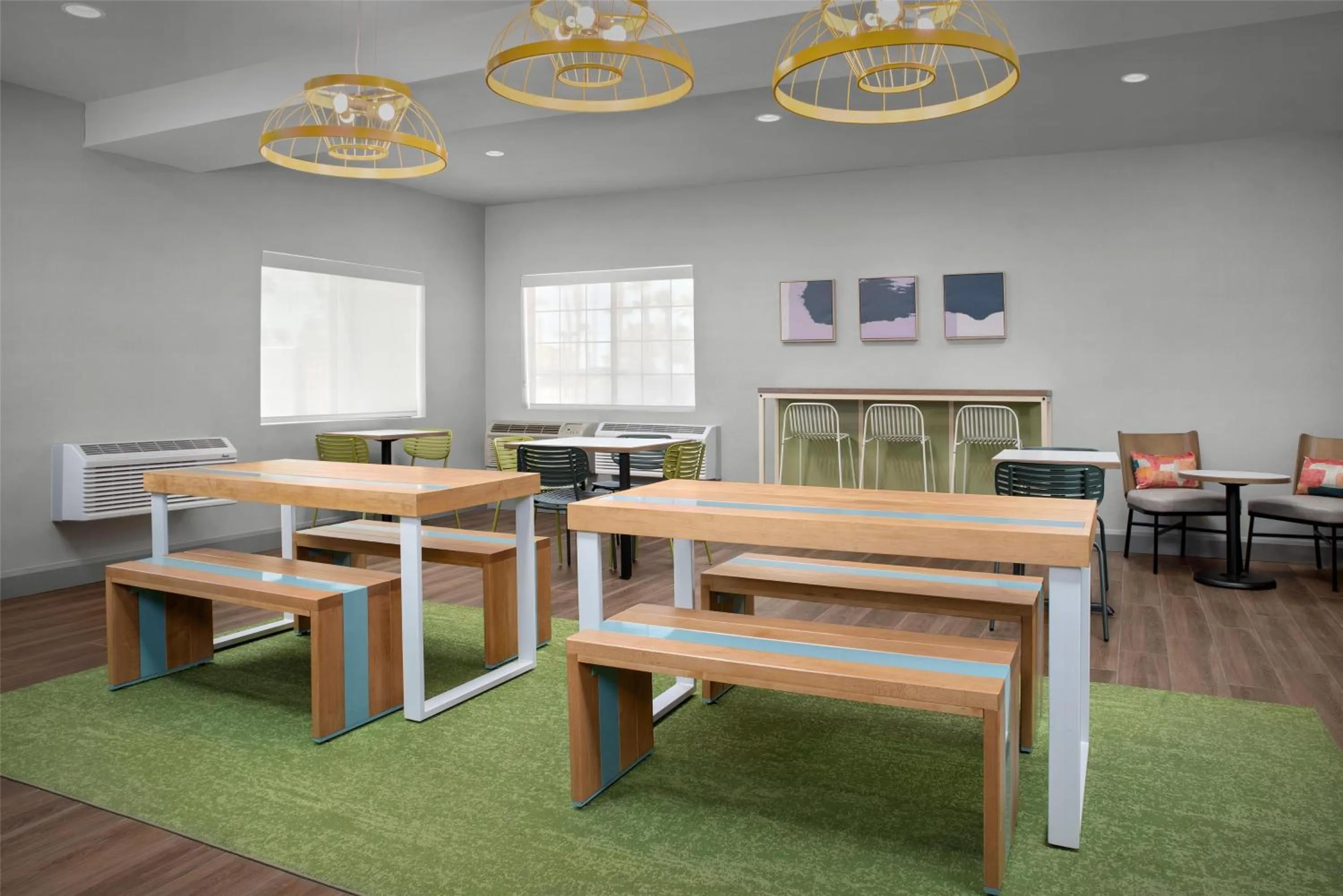 Breakfast in Spark By Hilton Tucson Airport