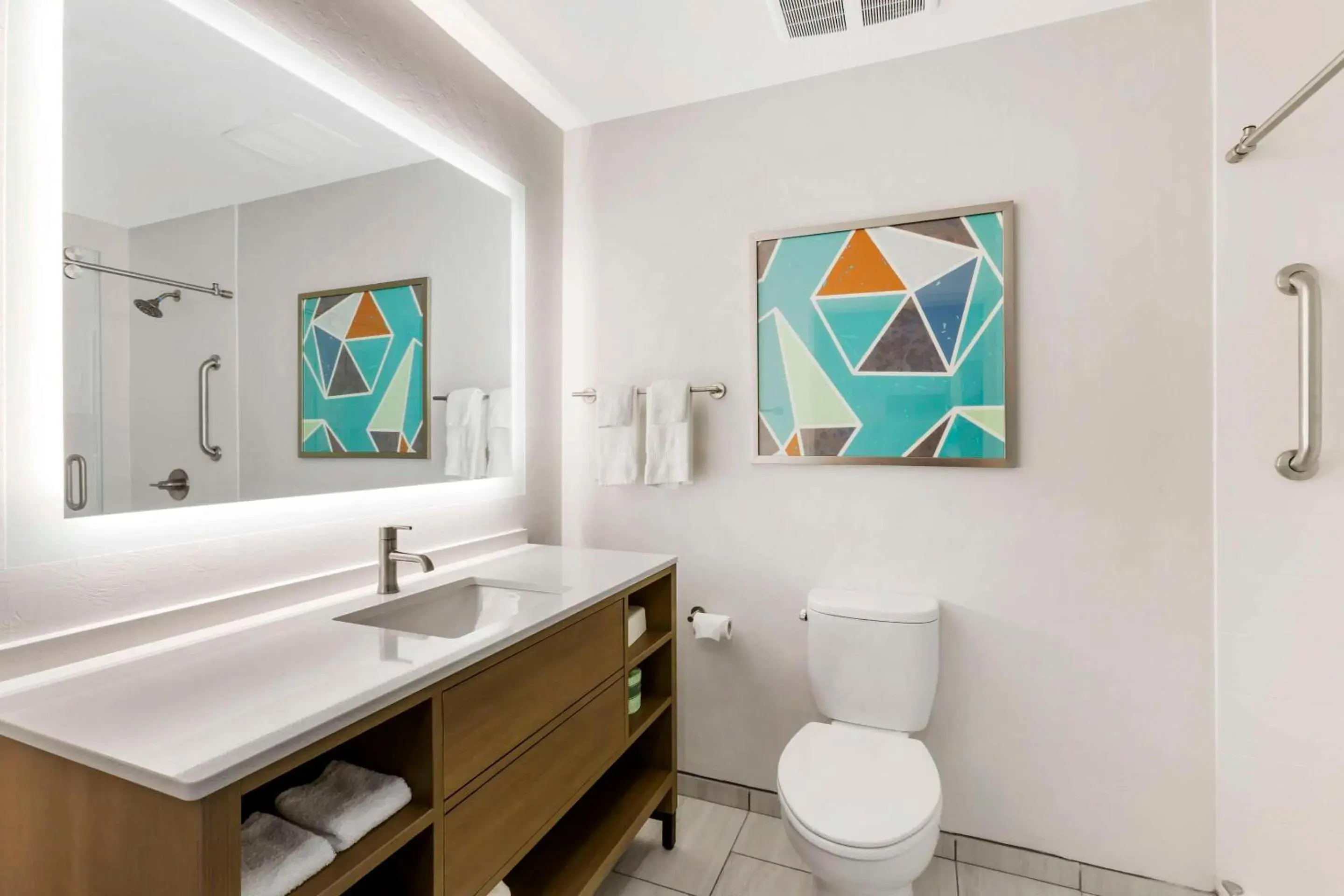 Bedroom in Comfort Suites at Tucson Mall Bedroom in Comfort Suites at Tucson Mall