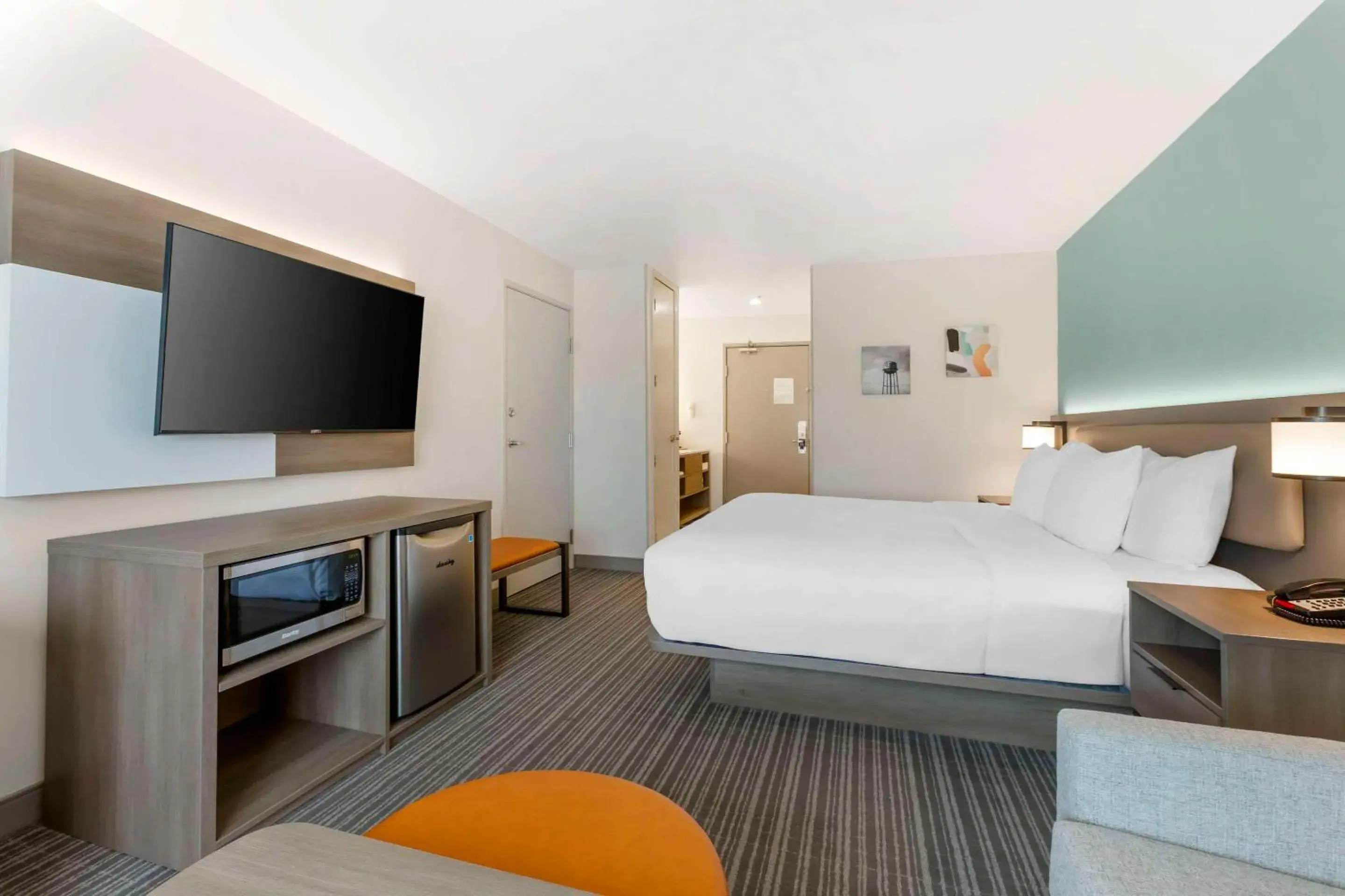 Bedroom, Bed in Comfort Suites at Tucson Mall Bedroom, Bed in Comfort Suites at Tucson Mall