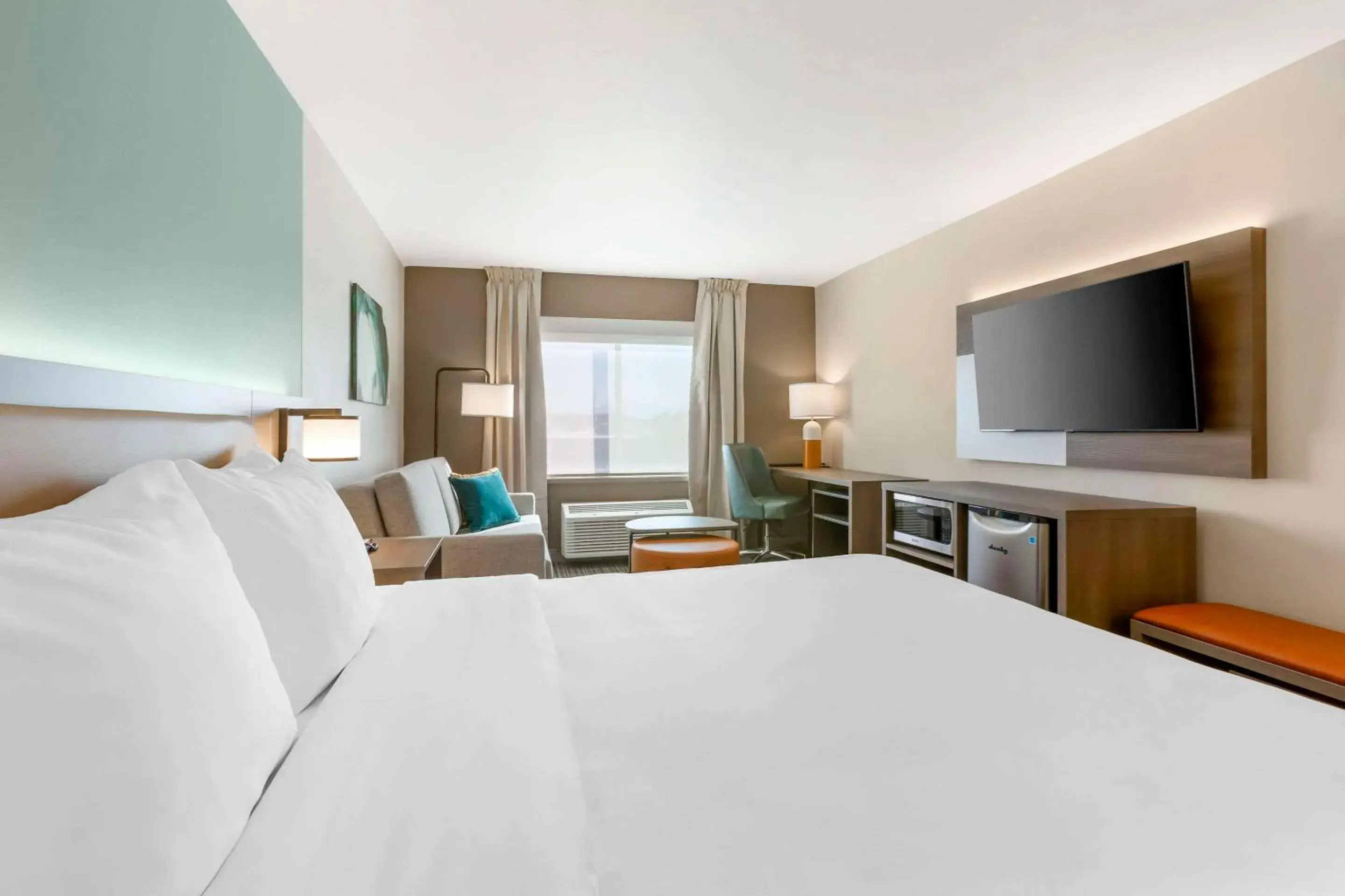 Bedroom, Bed in Comfort Suites at Tucson Mall Bedroom, Bed in Comfort Suites at Tucson Mall