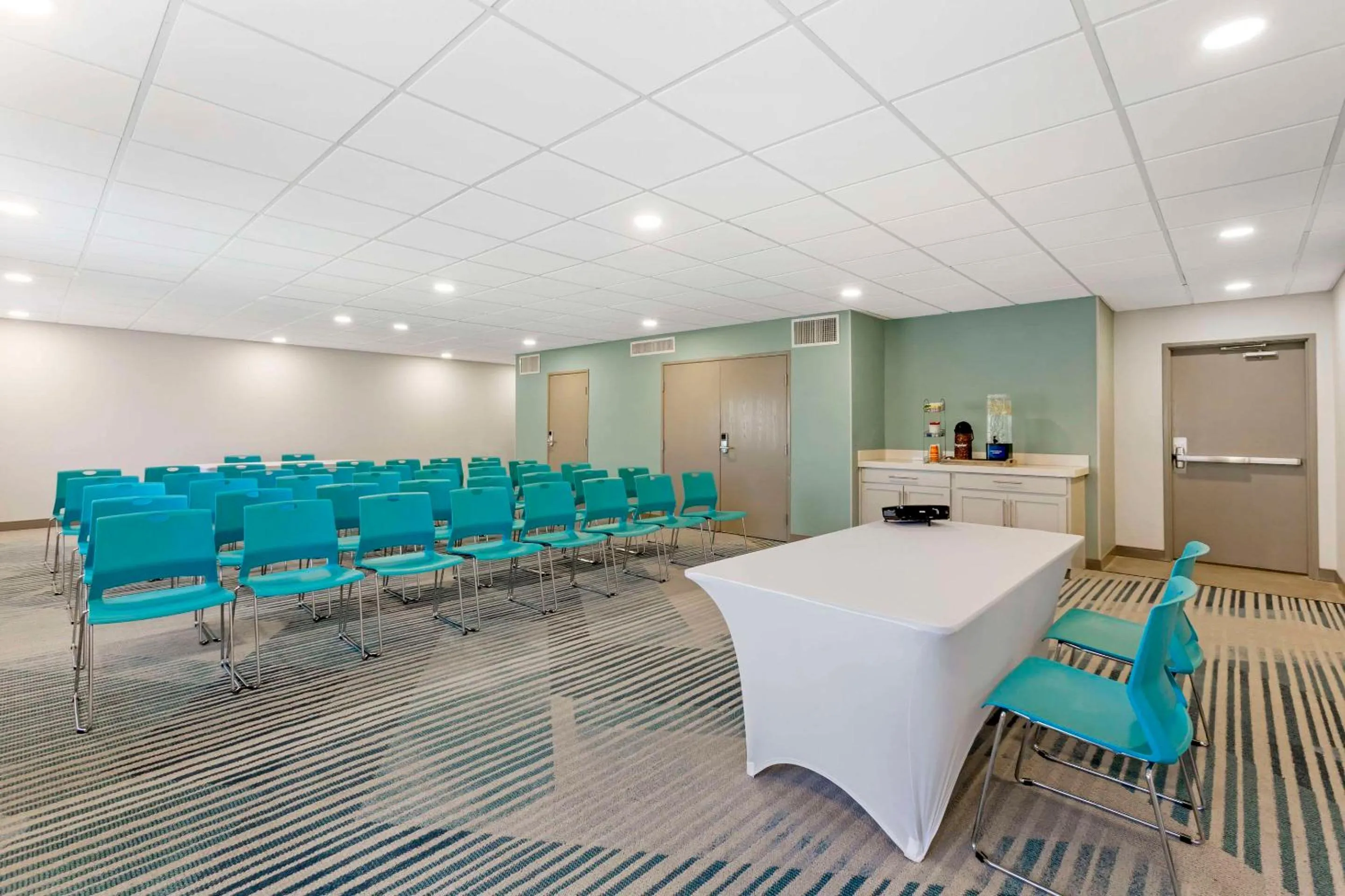 Meeting/conference room in Comfort Suites at Tucson Mall