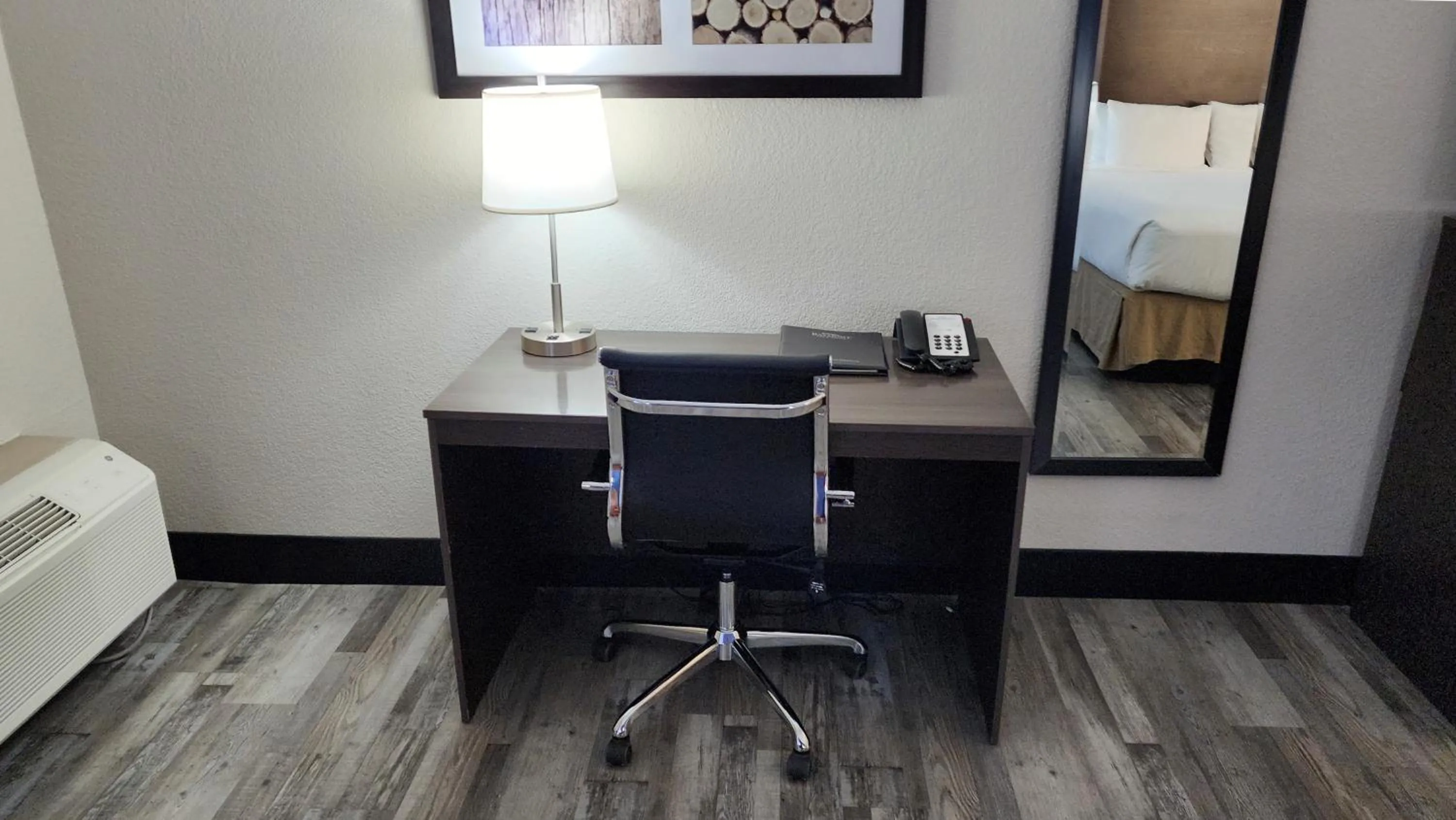 Guests in Baymont by Wyndham Casa Grande