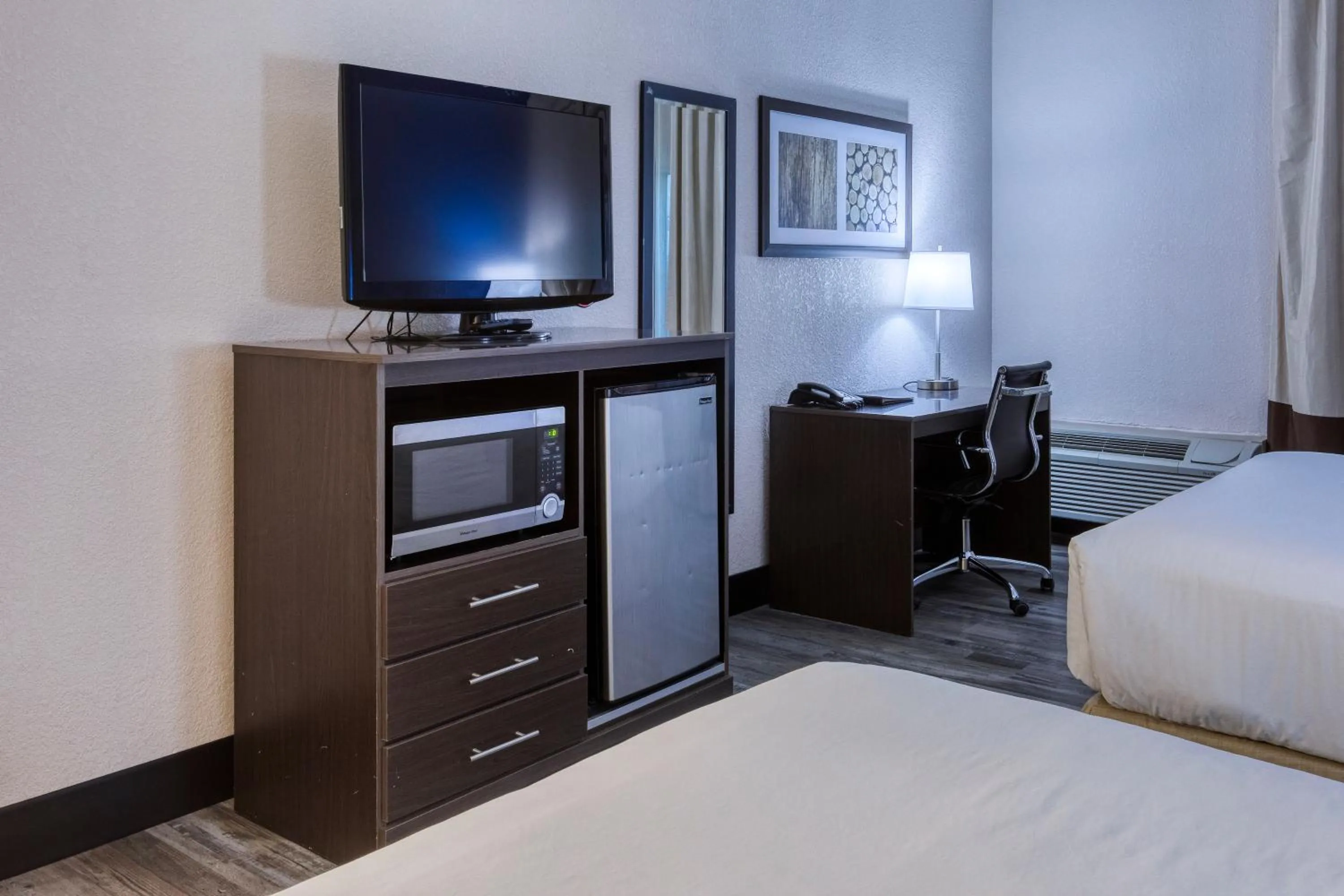 Bed in Baymont by Wyndham Casa Grande