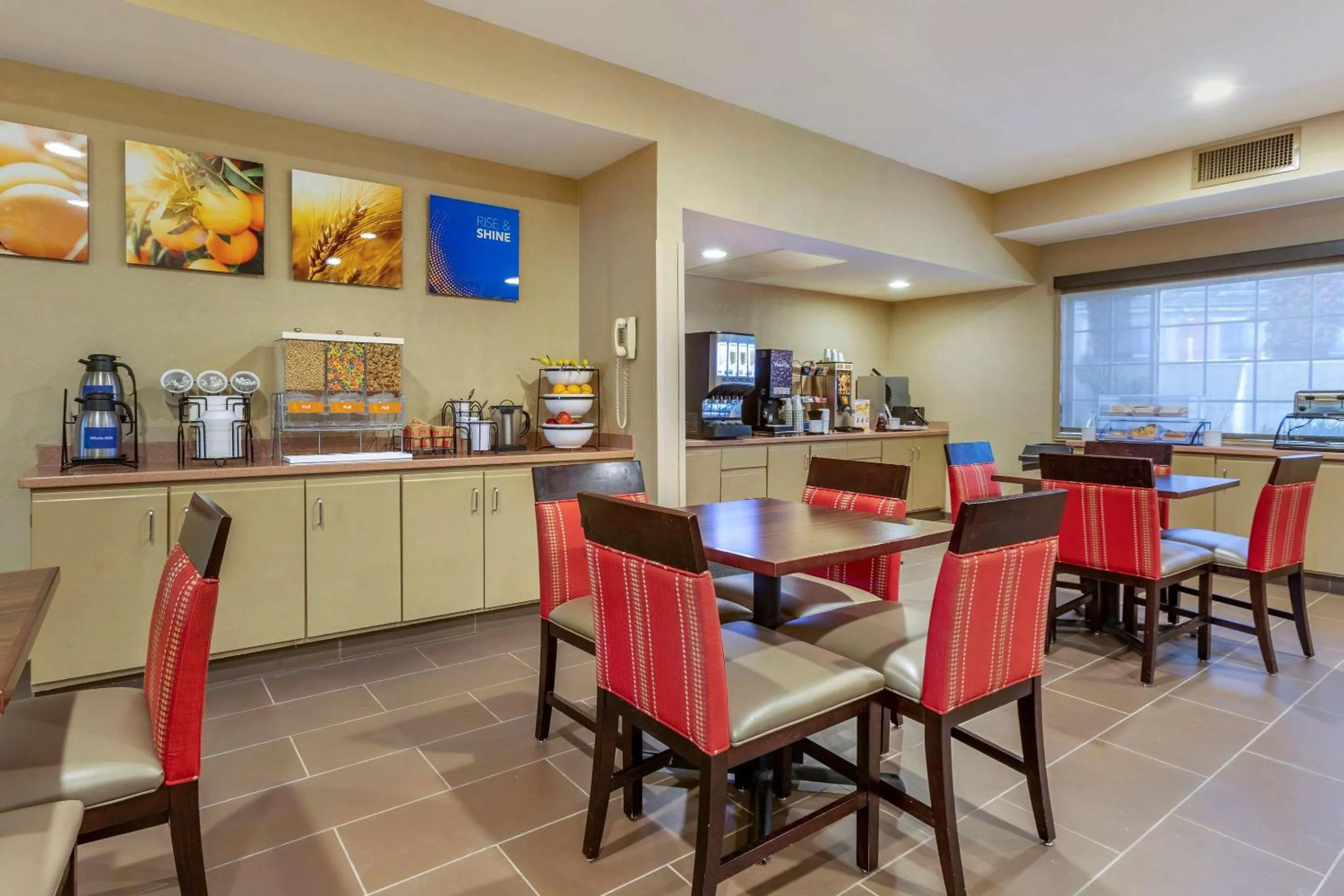 Restaurant/places to eat in Comfort Inn & Suites North Tucson Marana