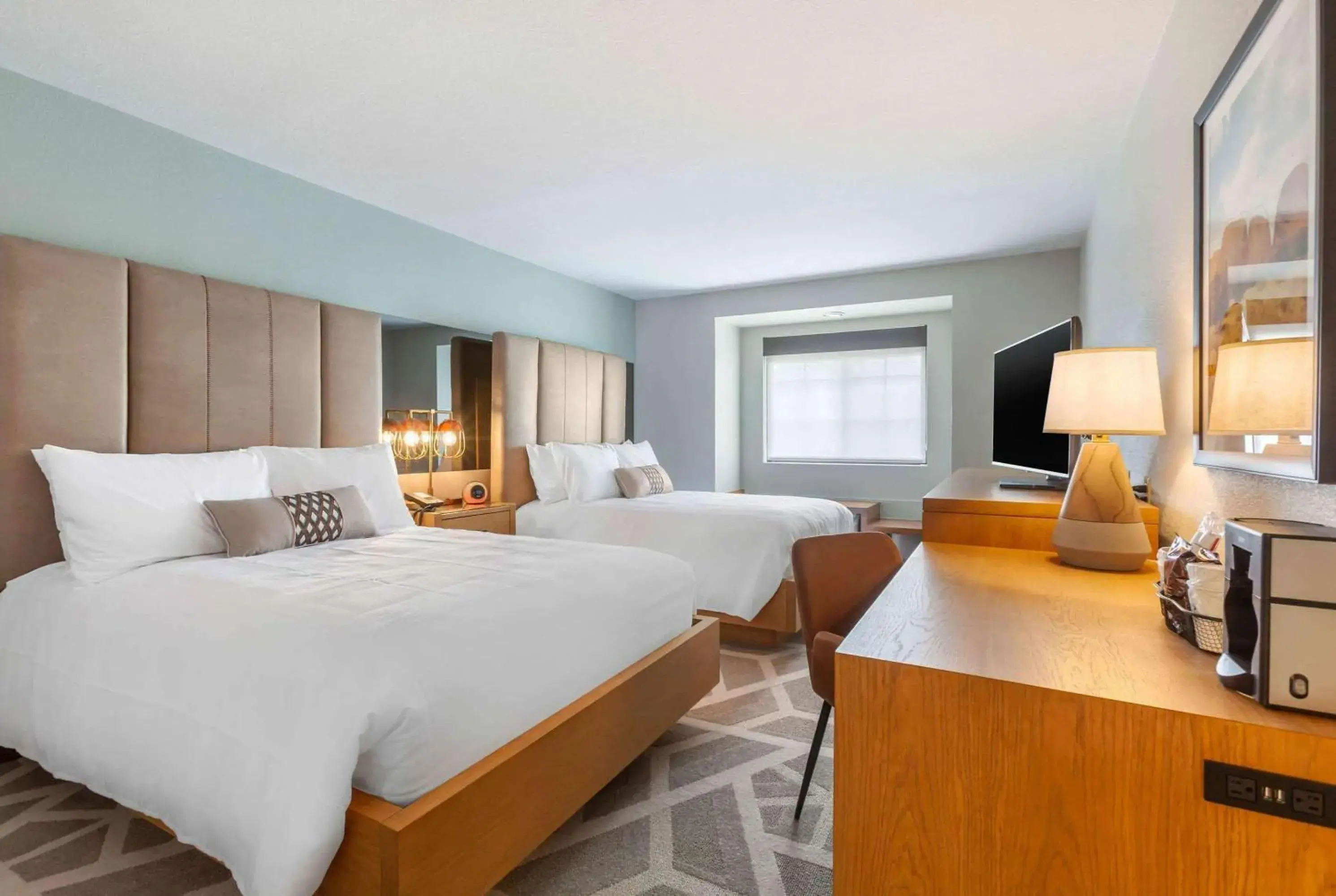 Photo of the whole room, Bed in La Quinta Inn & Suites by Wyndham Tempe University, Phoenix Photo of the whole room, Bed in La Quinta Inn & Suites by Wyndham Tempe University, Phoenix