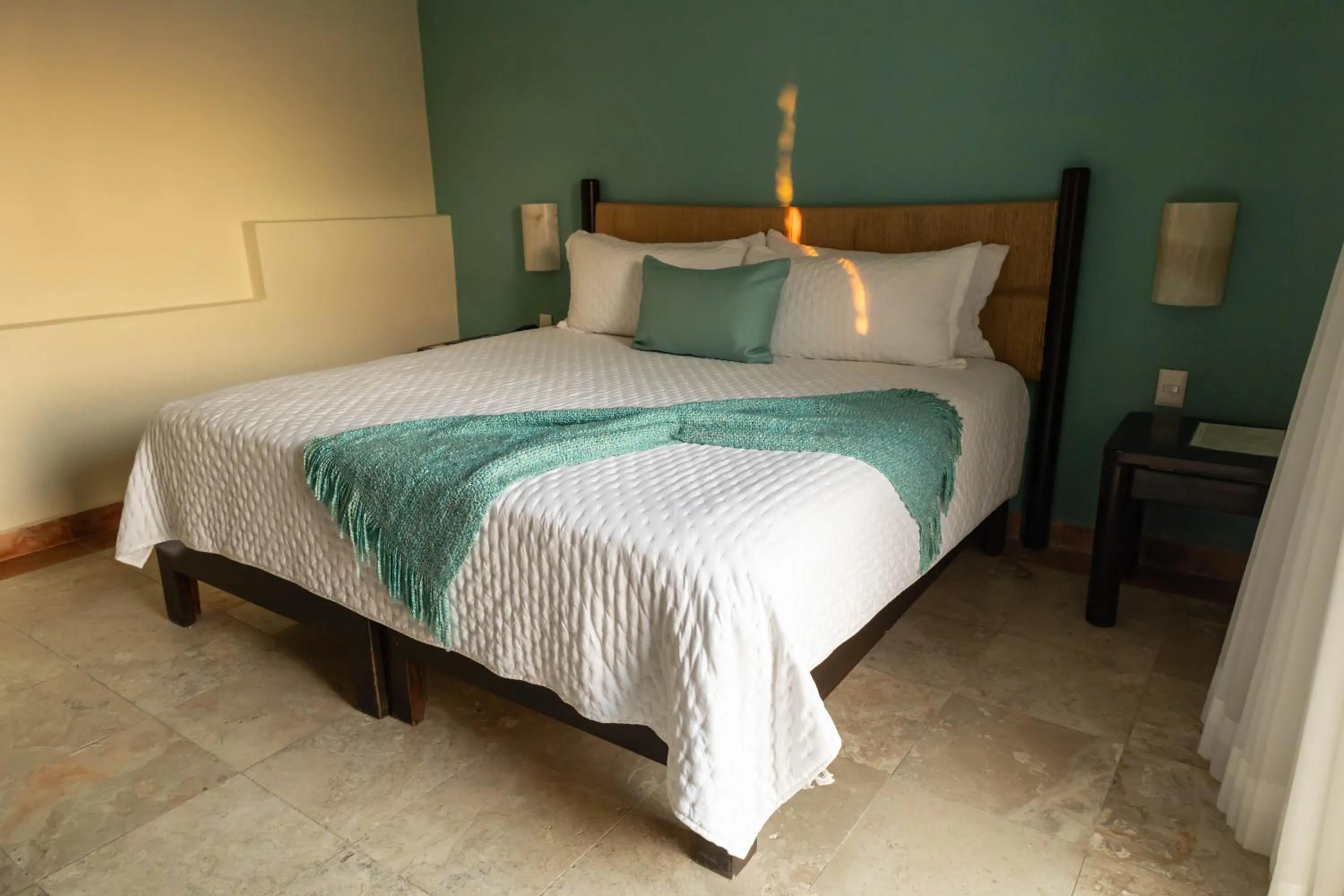 Bed in Mirador Acapulco