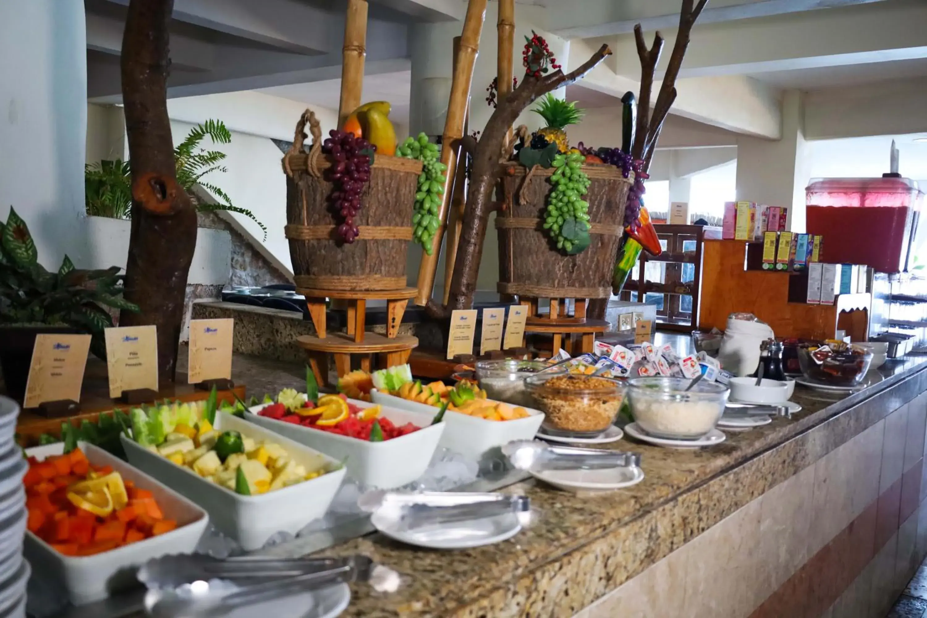 Food and drinks in Mirador Acapulco Food and drinks in Mirador Acapulco