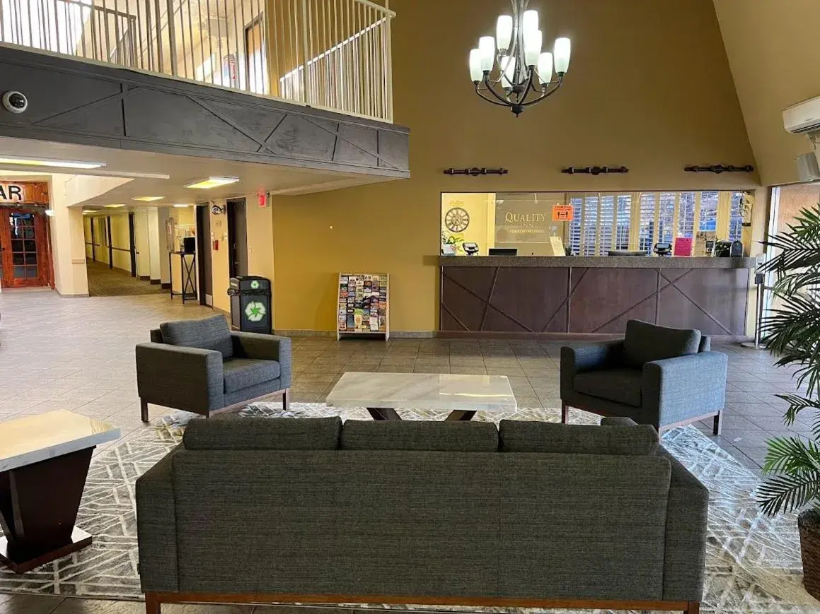 Quality Inn View of Lake Powell - Page Quality Inn View of Lake Powell - Page