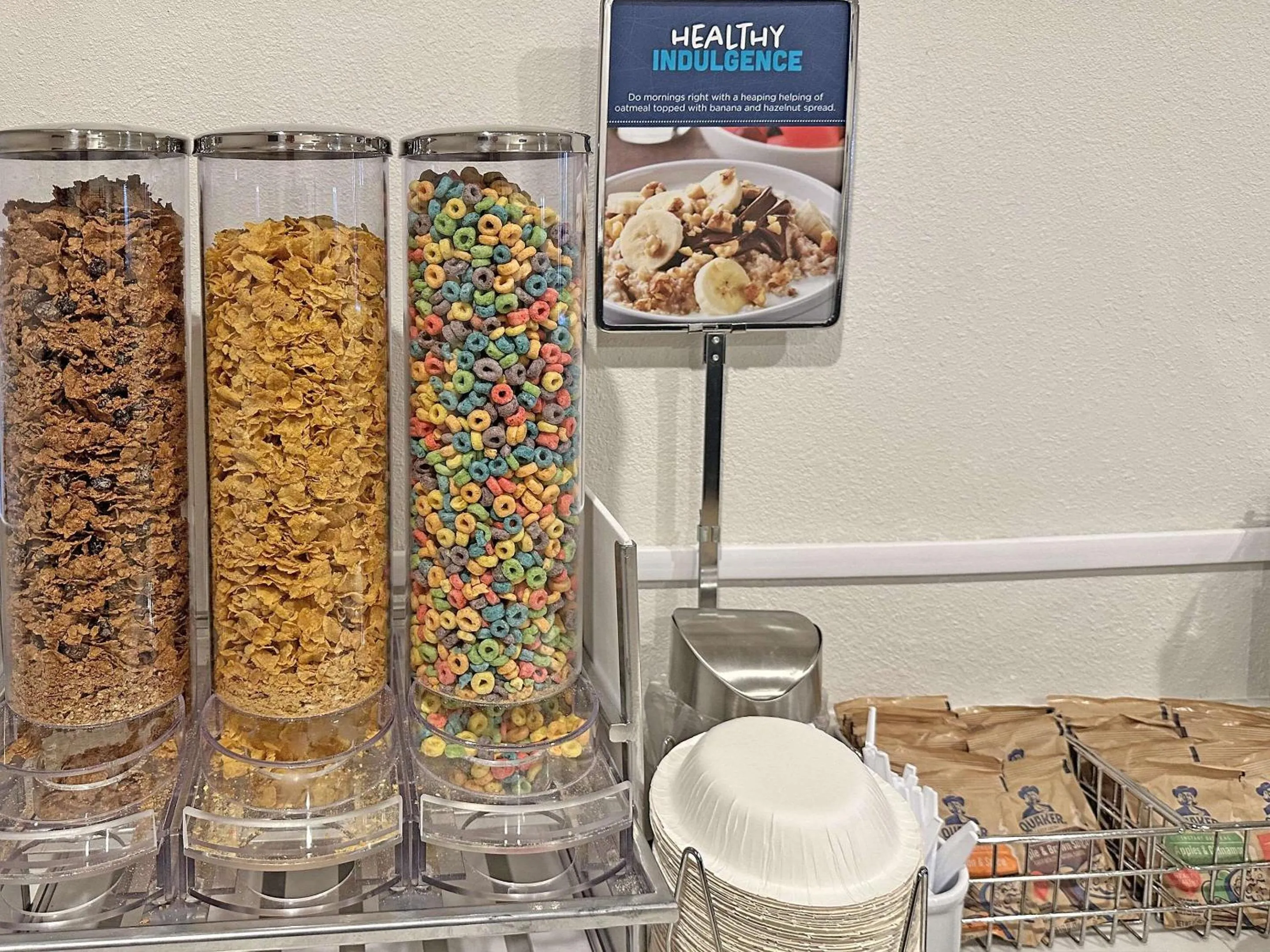 Breakfast in Clarion Pointe Winslow I-40