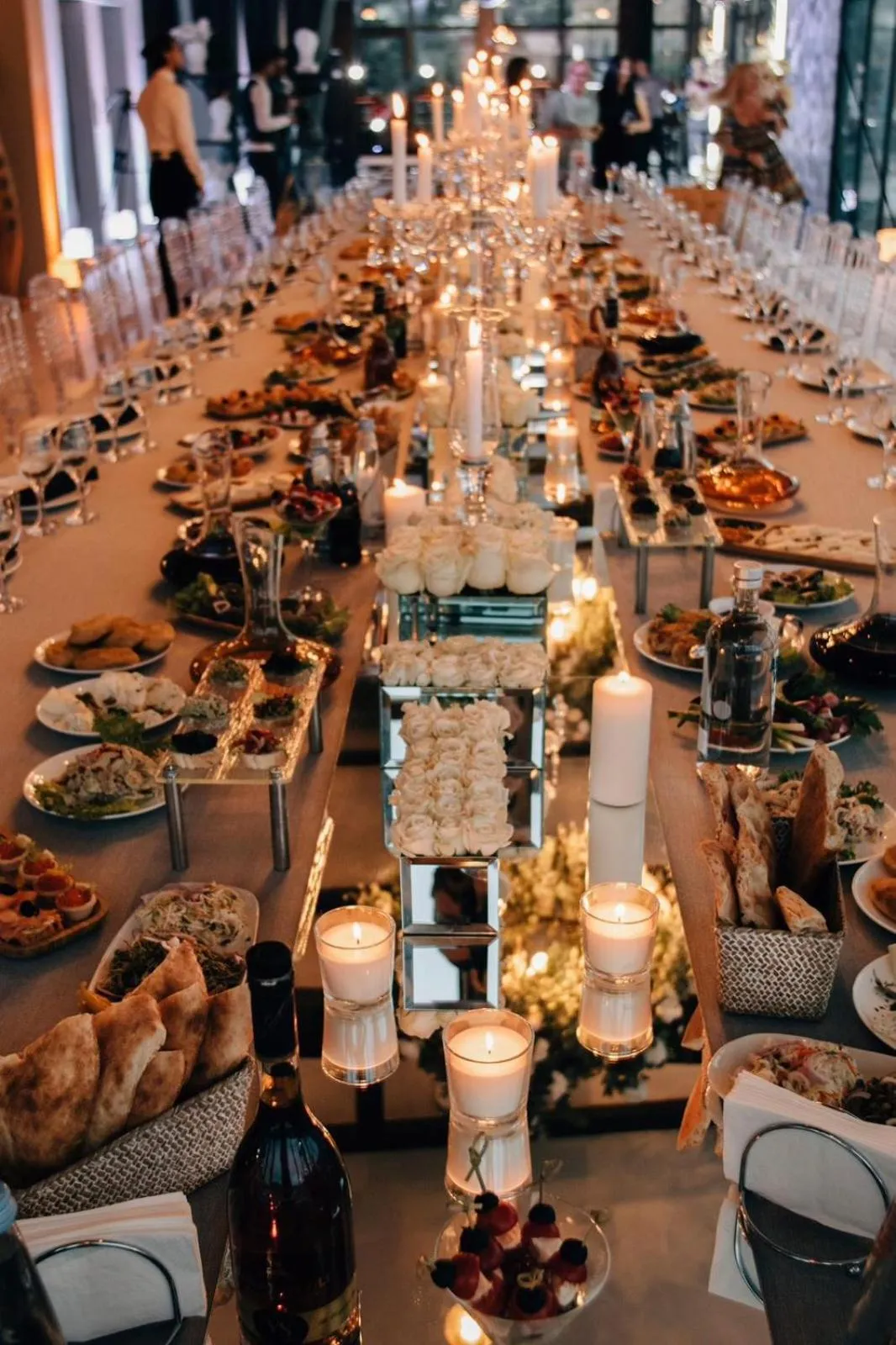 Restaurant/places to eat in Brim Hotel