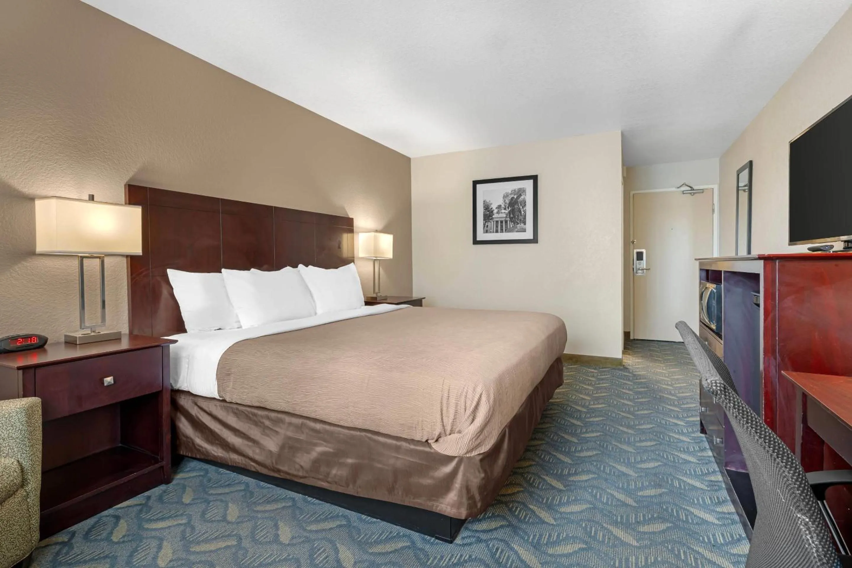 Bedroom, Bed in Quality Inn Prescott