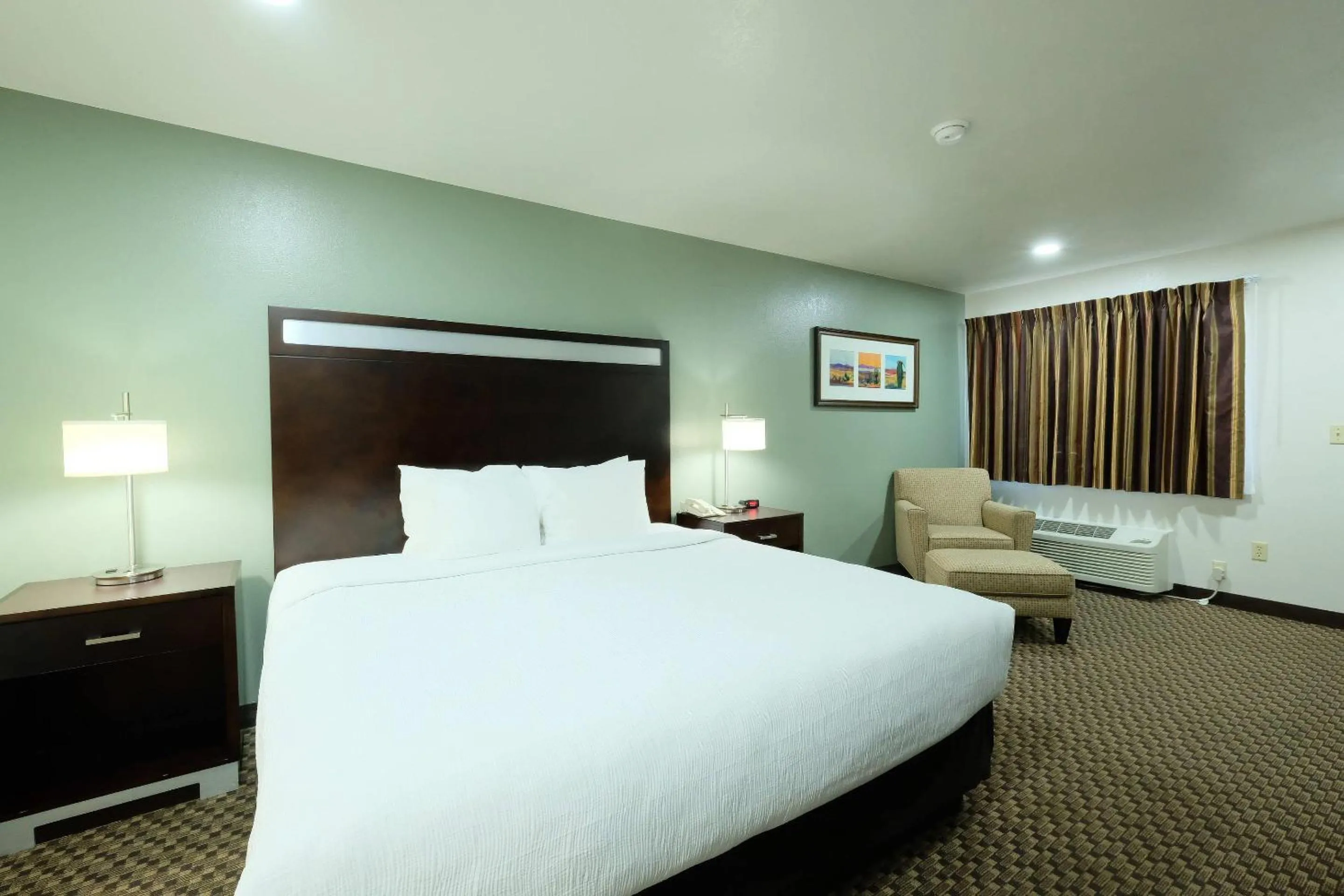 Bedroom, Bed in Quality Inn Holbrook near Petrified Forest