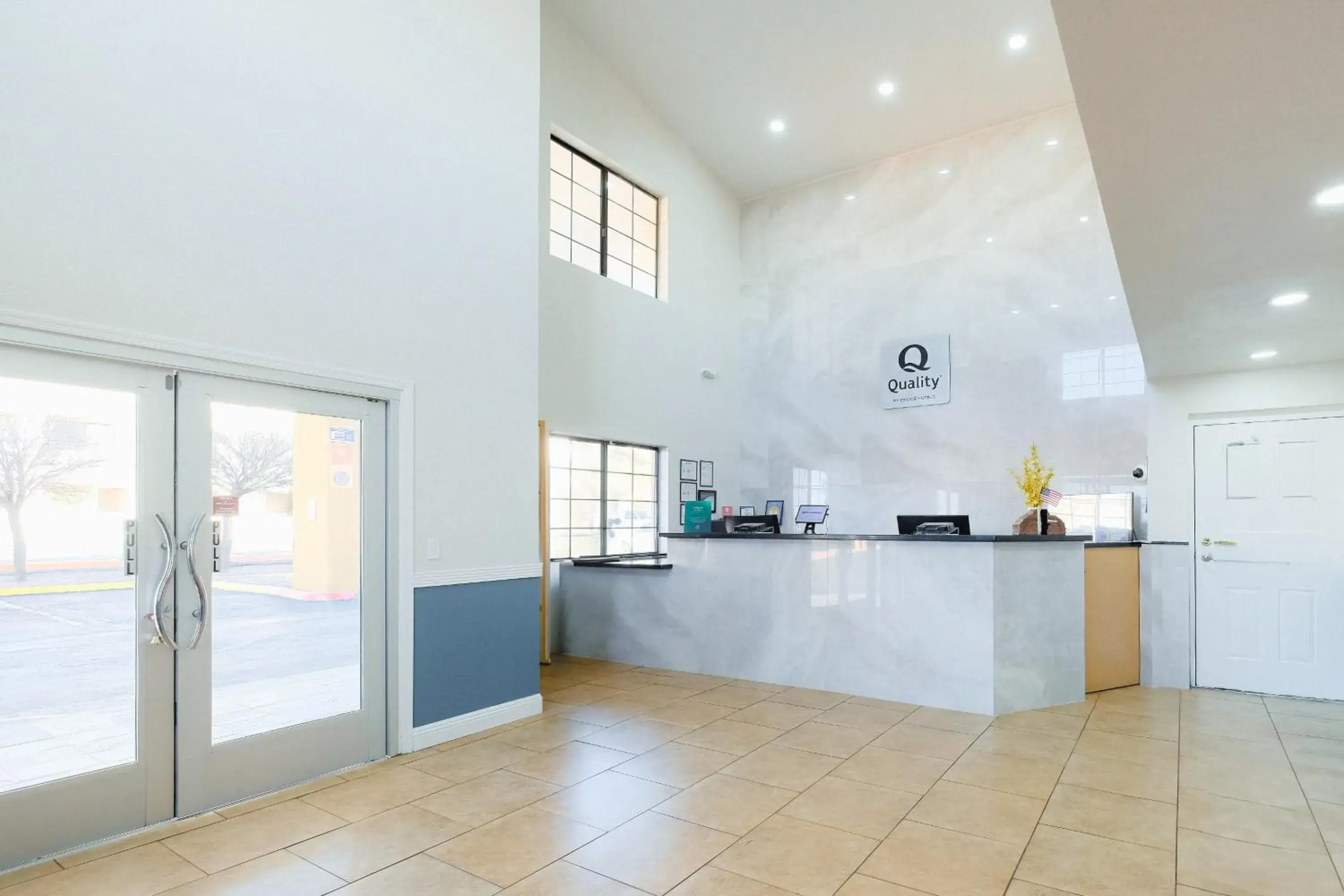 Lobby or reception in Quality Inn Holbrook near Petrified Forest Lobby or reception in Quality Inn Holbrook near Petrified Forest