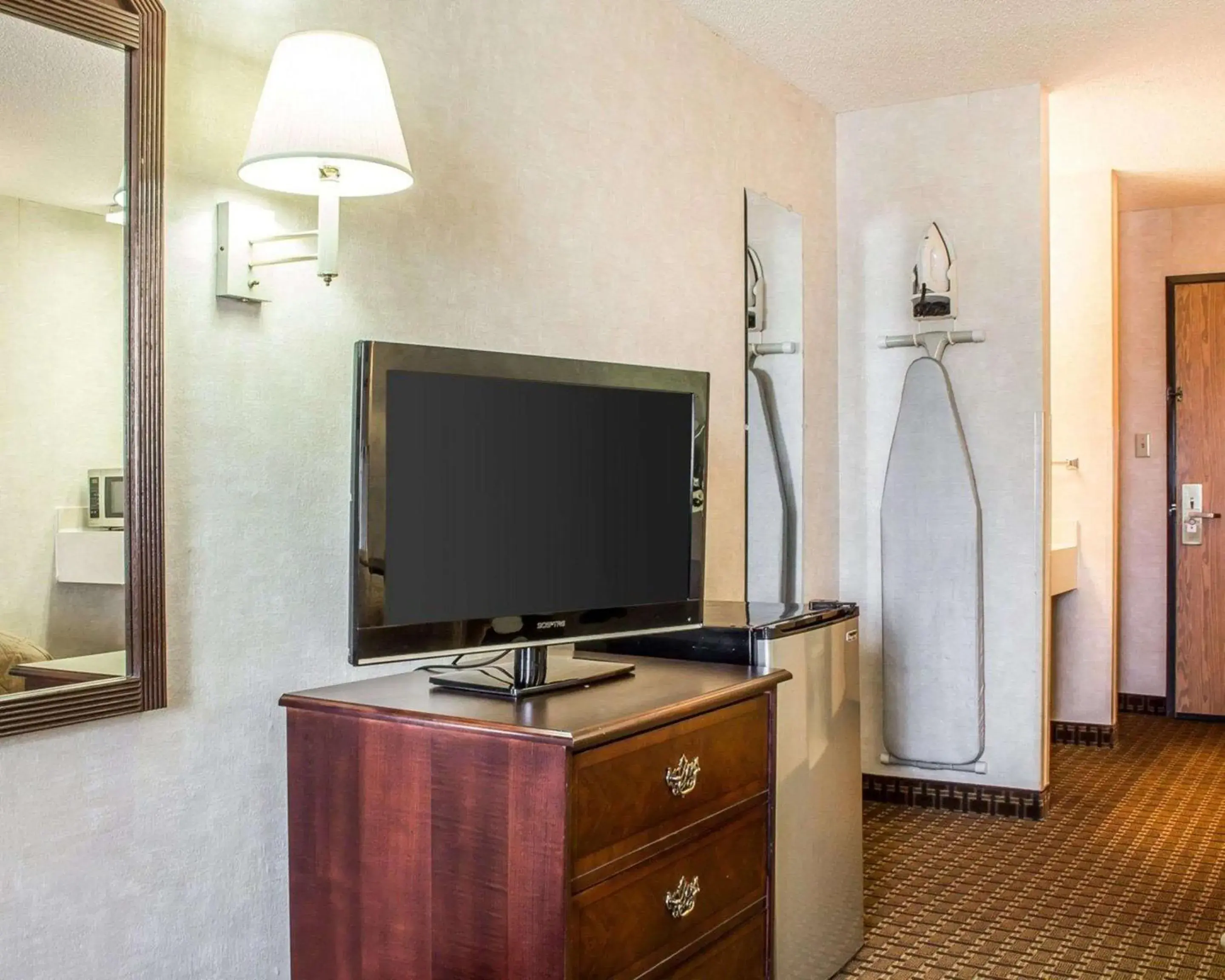 Bedroom in Quality Inn & Suites Yuma Bedroom in Quality Inn & Suites Yuma